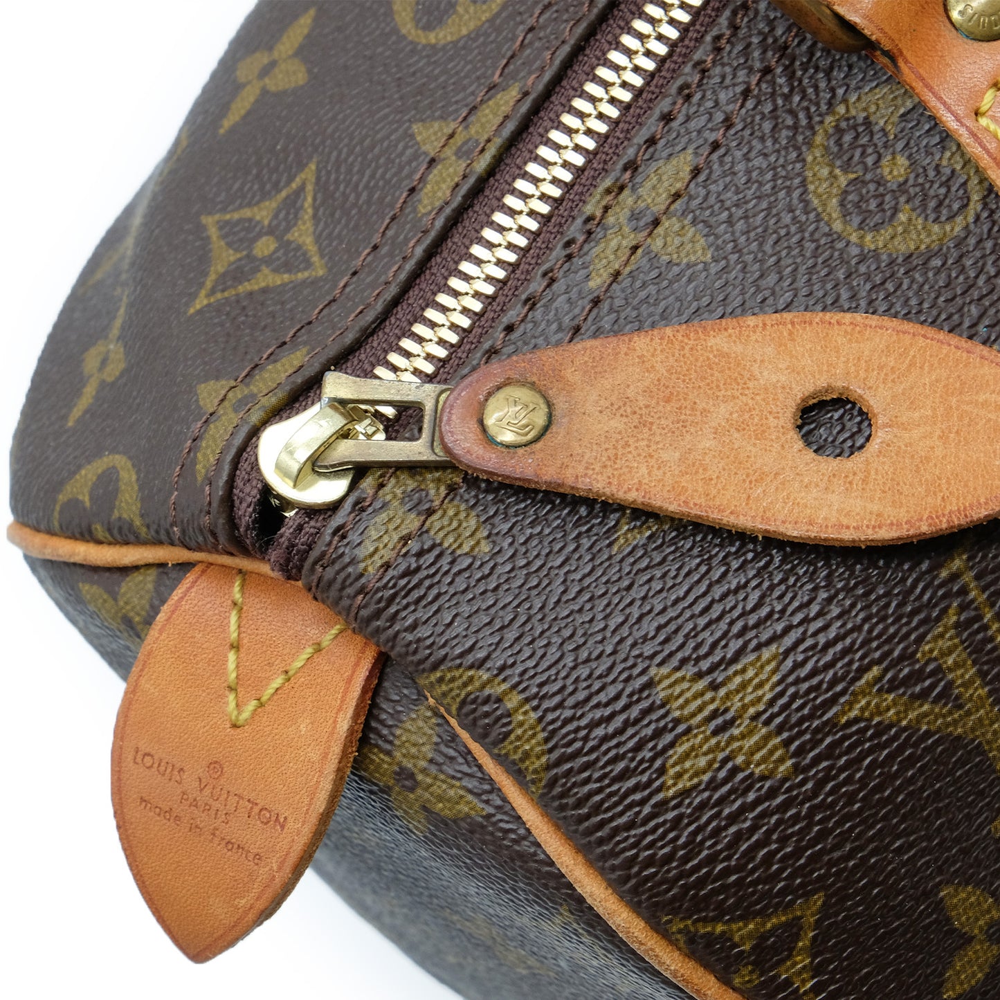 Speedy 30 (zipper repaired)