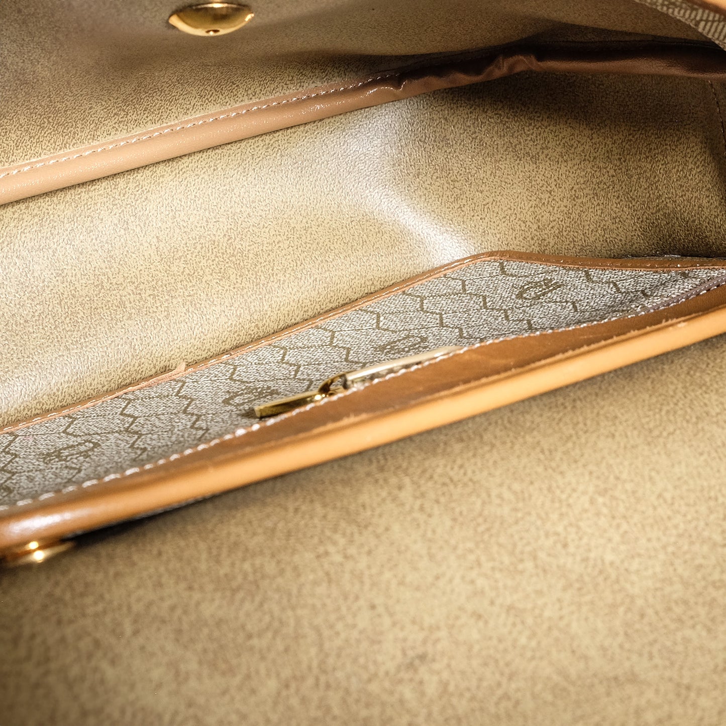 Honeycomb Shoulder Bag Trotter