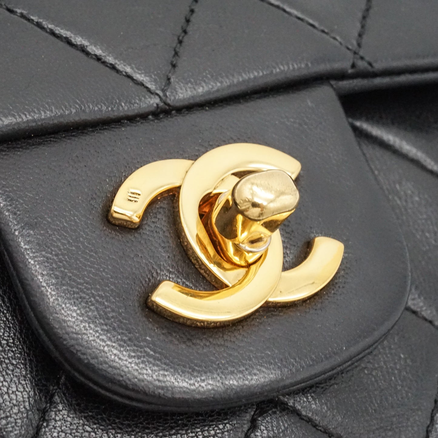 Matelasse Double Flap 25cm Chain Shoulder