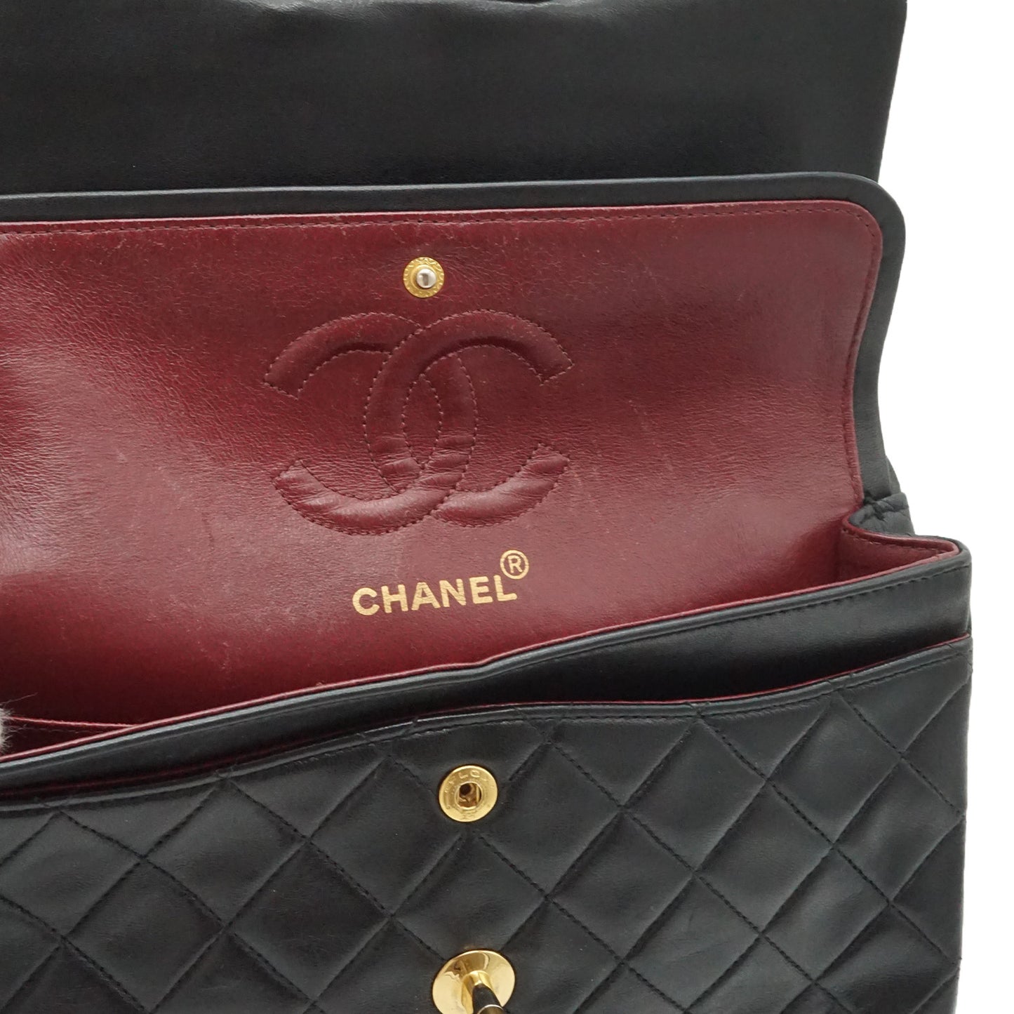 Matelasse Double Flap 23cm Chain Shoulder