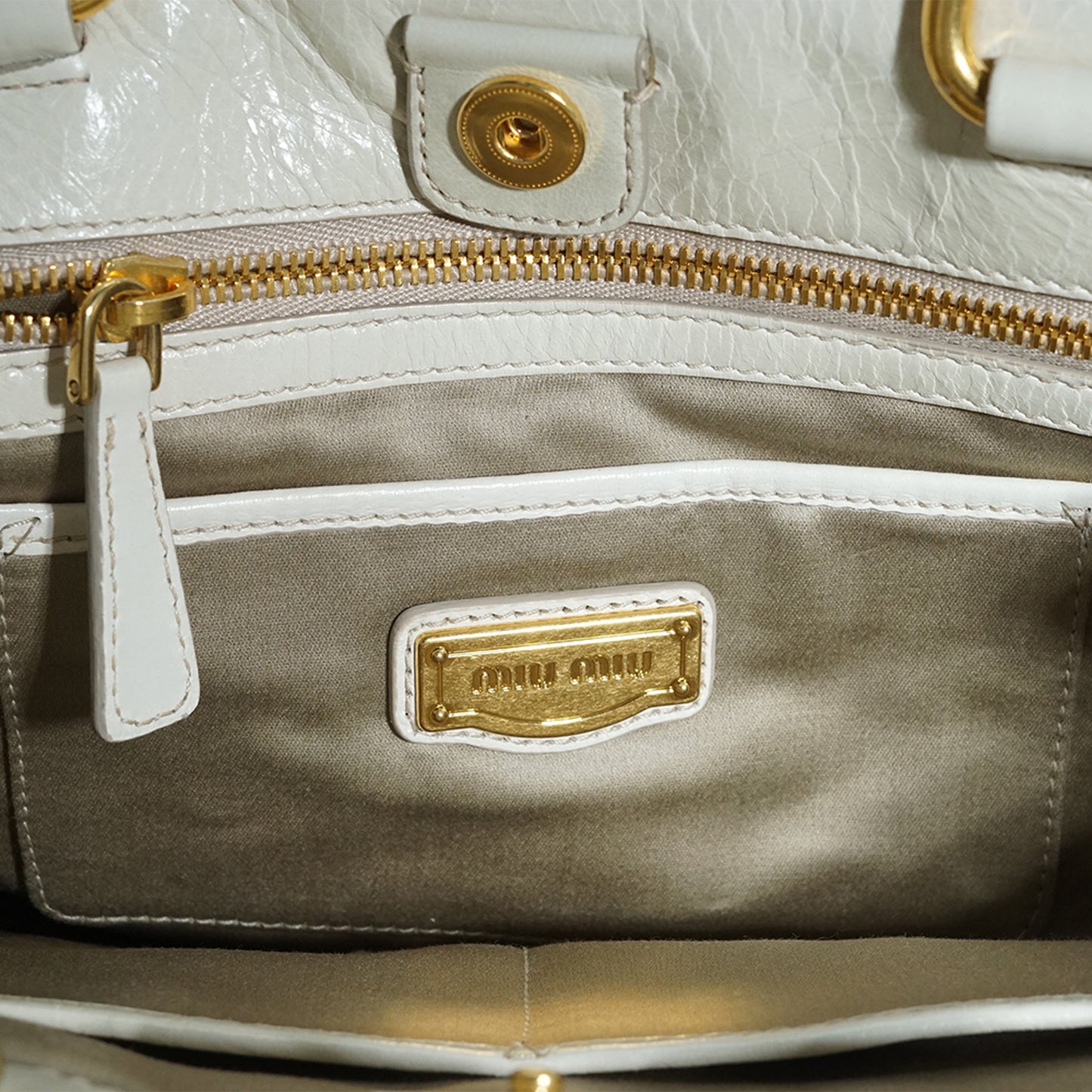 Vitello Shine Trapu Shoulder Bag