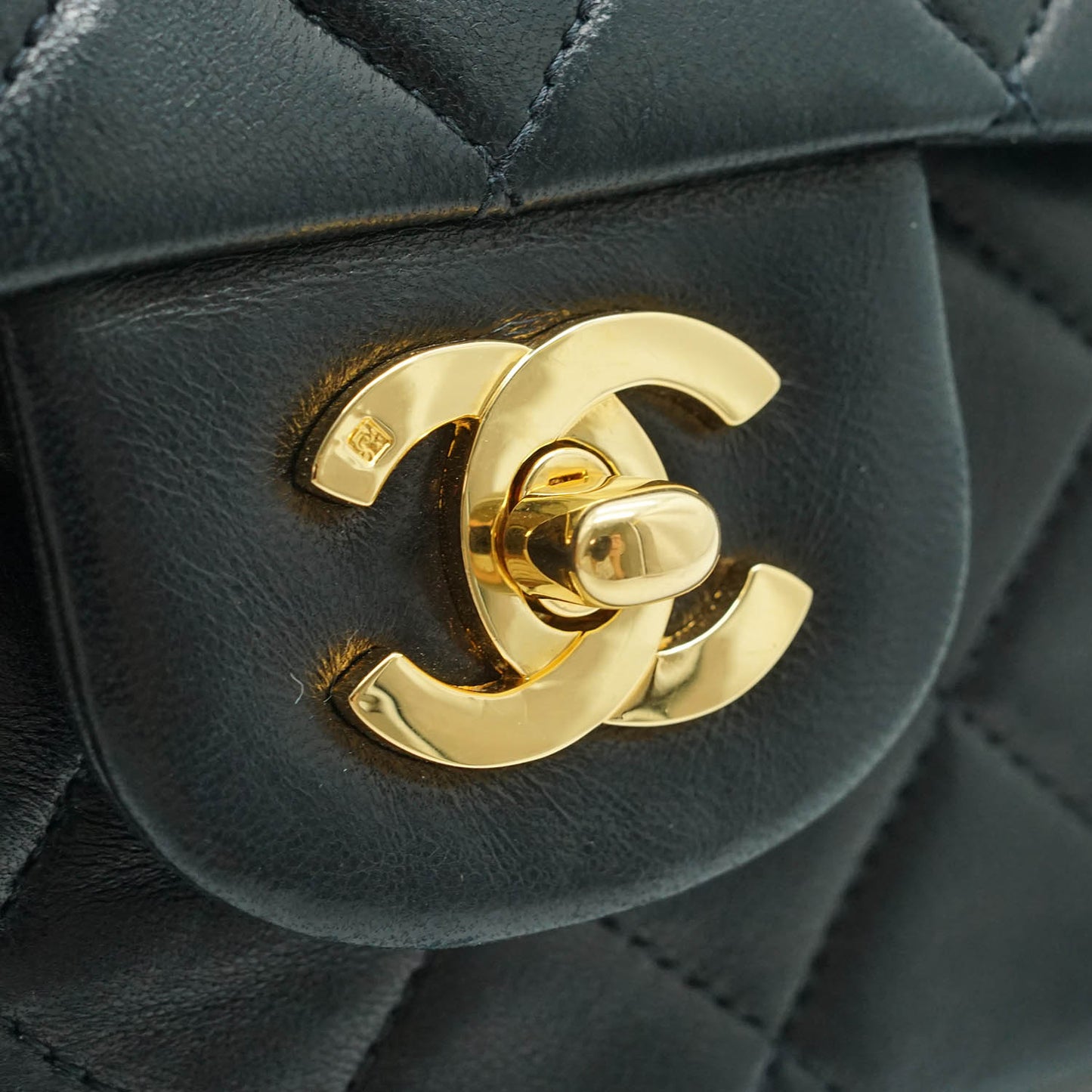 Double Flap Shoulder Bag (NO STICKER)
