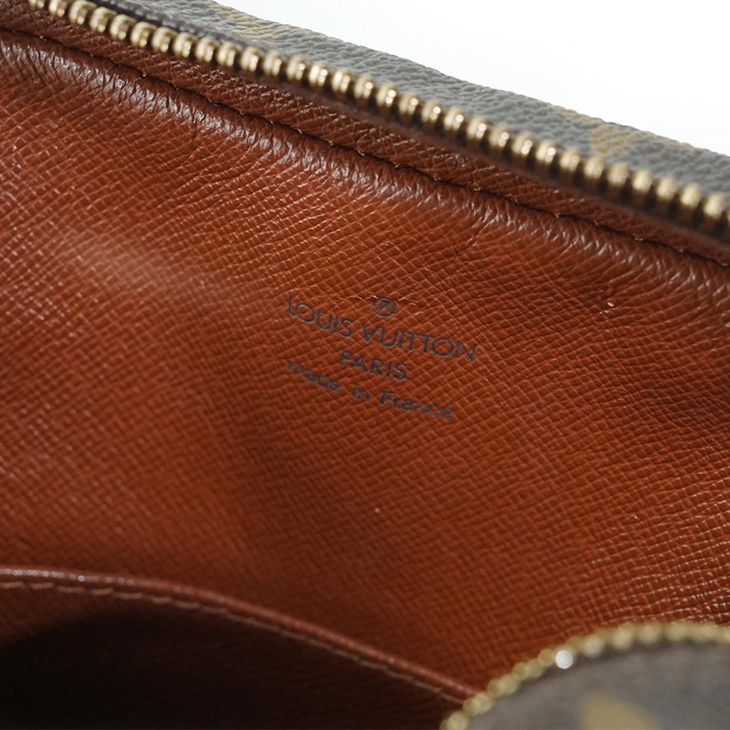 Monogram Amazone