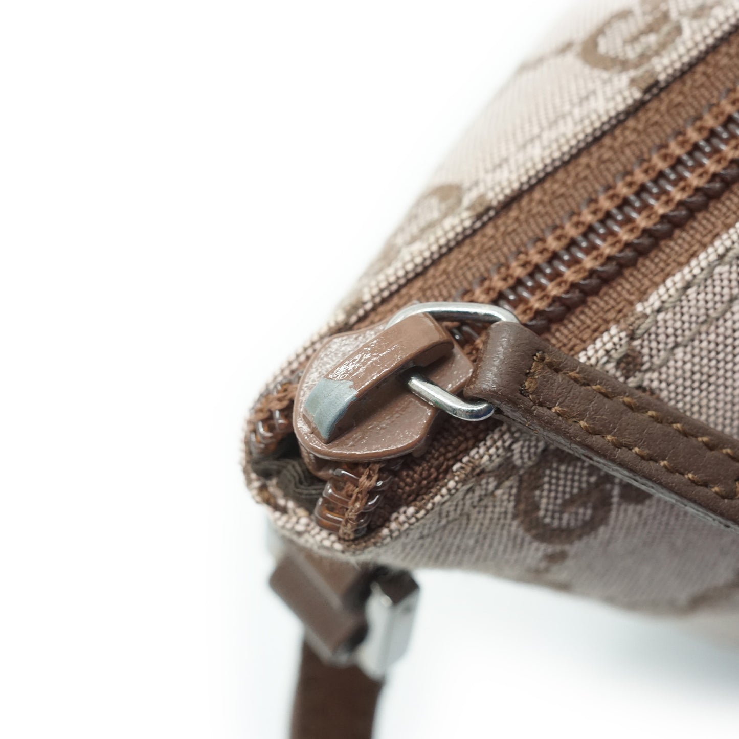 GG Canvas Boat Pochette