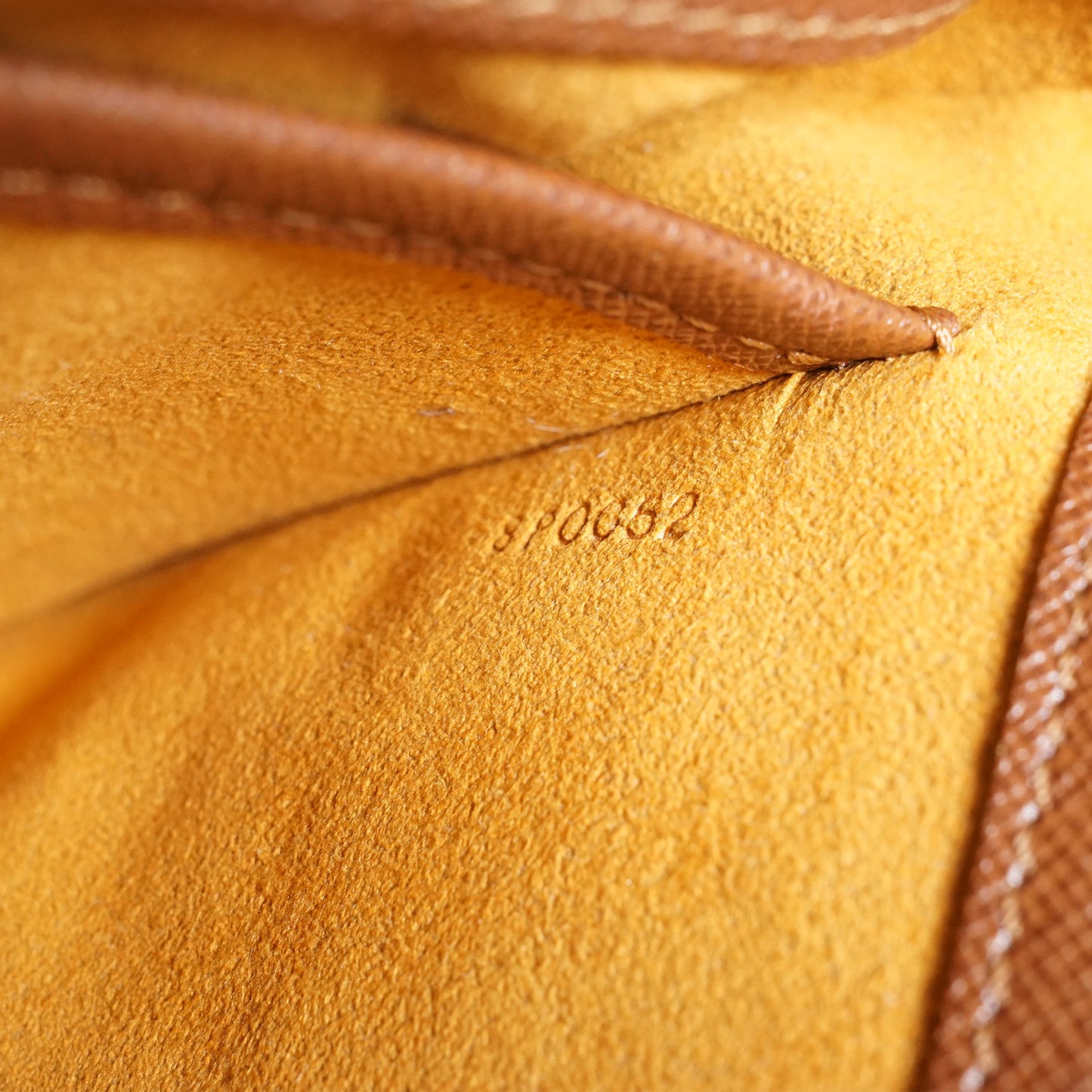 Monogram Musette Tango