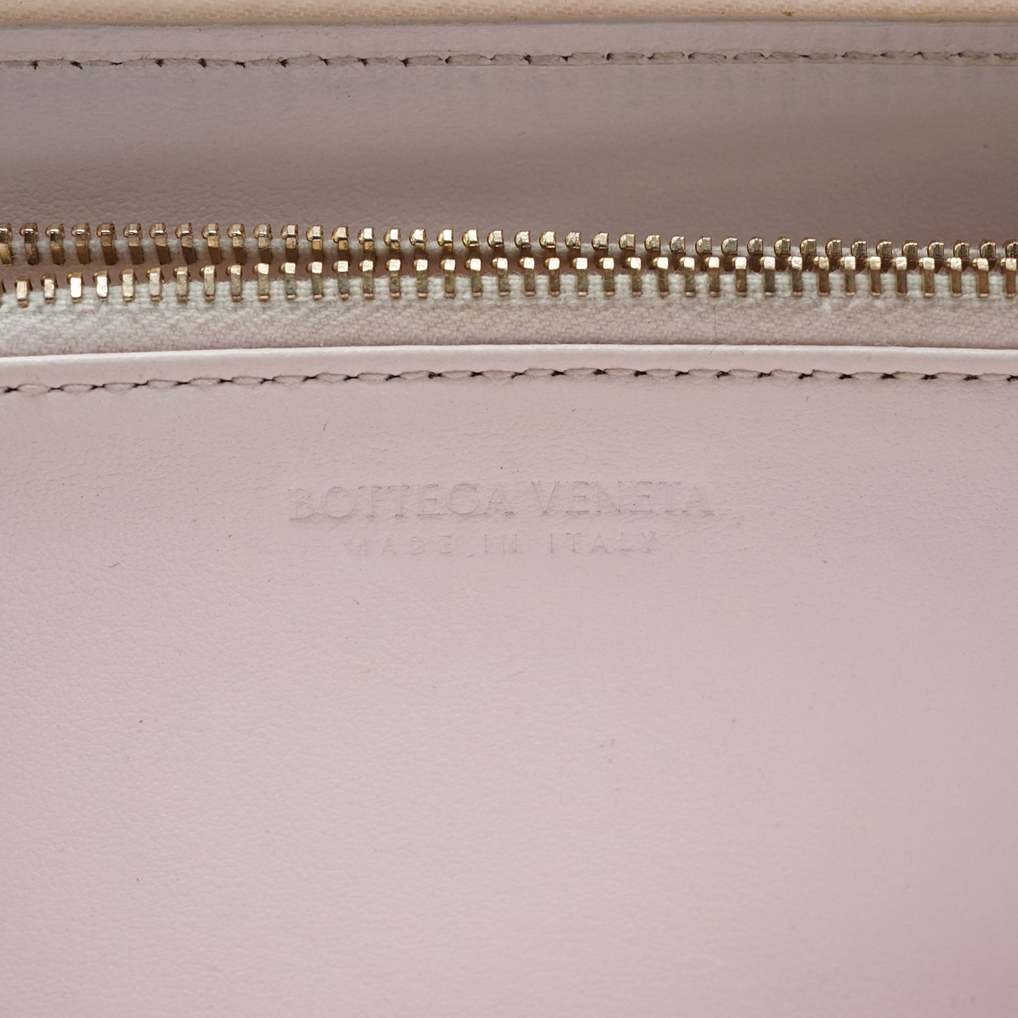 Maxi Intrecciato Round Long Wallet