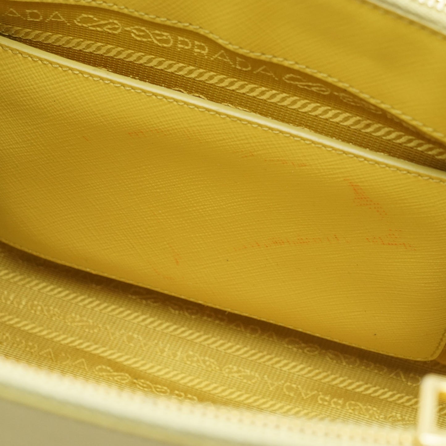 Saffiano Vernice 2way Galleria Handbag