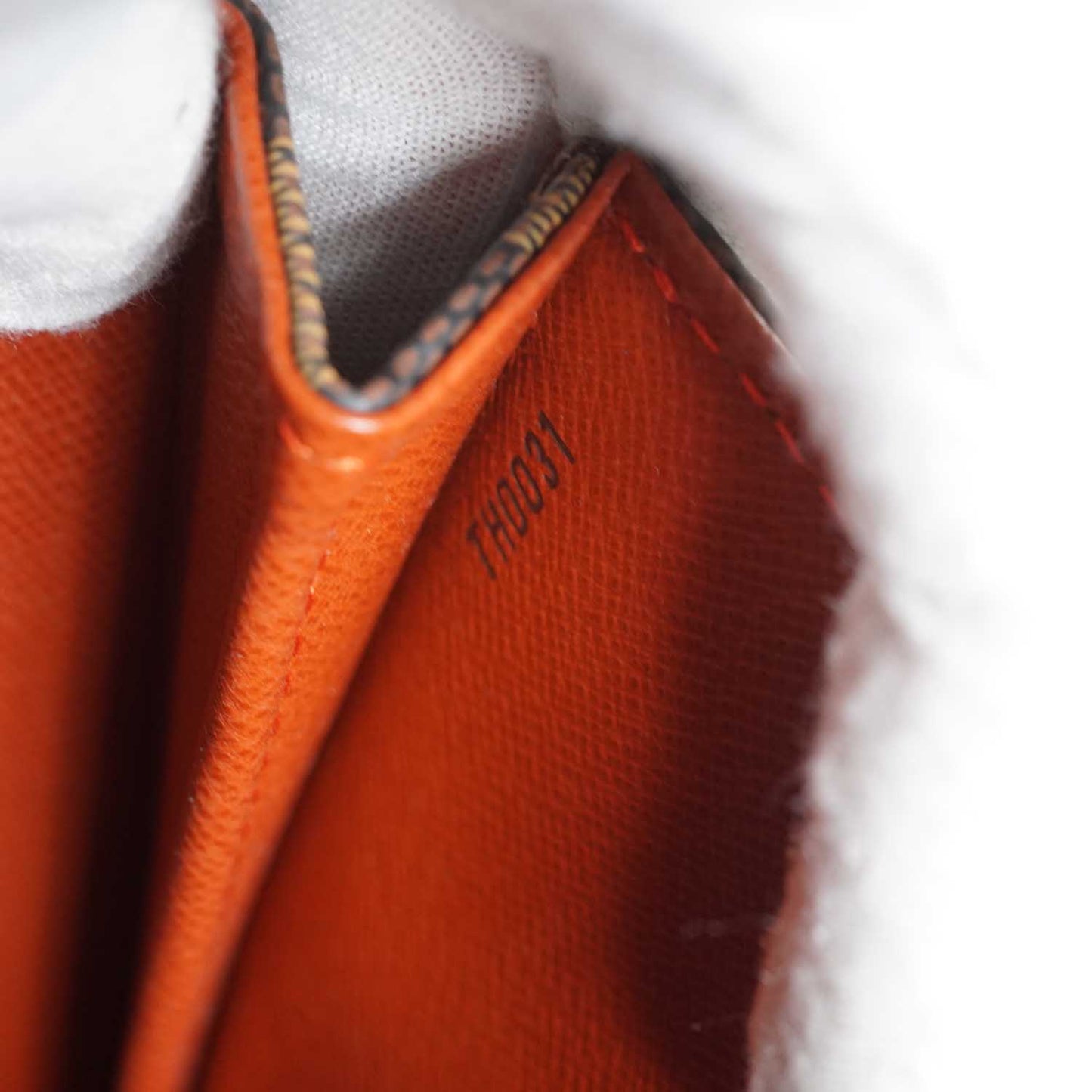 Damier Ebene Tribeca Carre