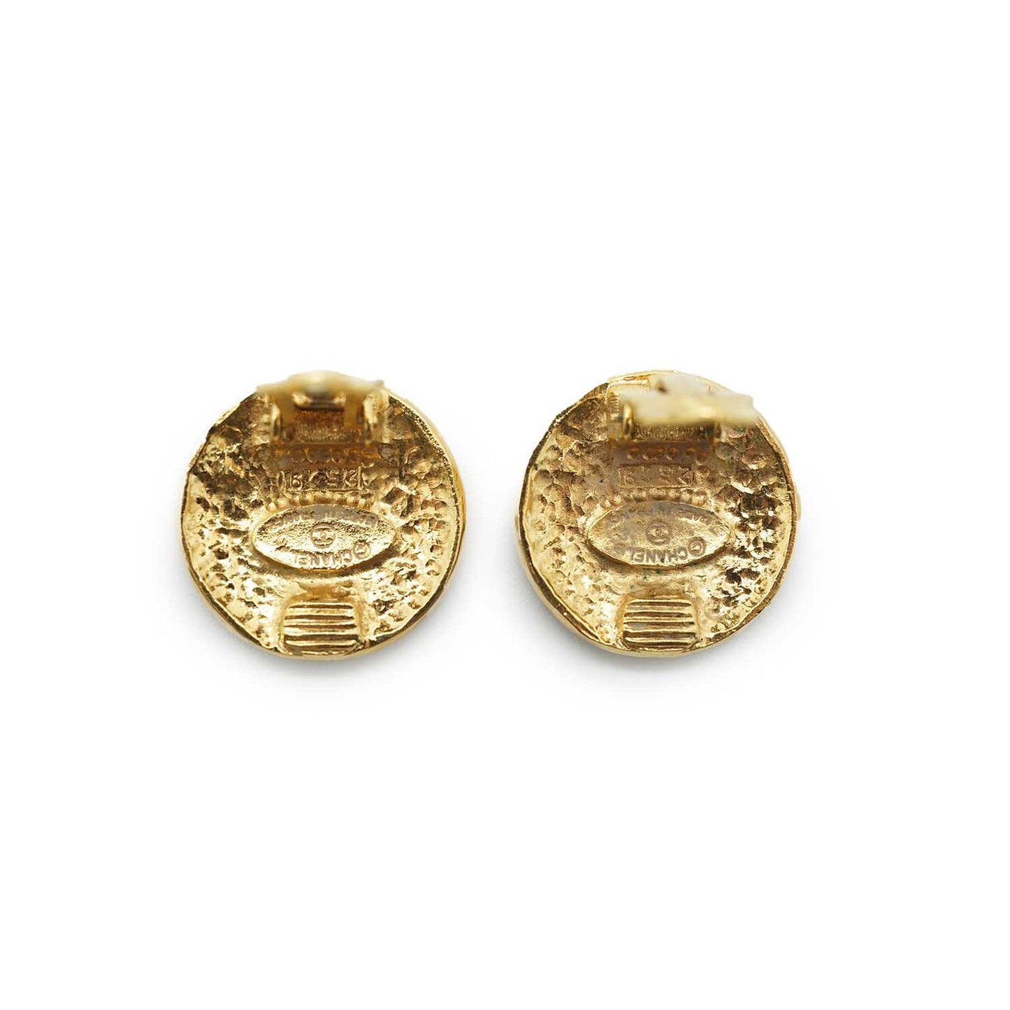Lion Crest Shield Round Clip Earrings GP