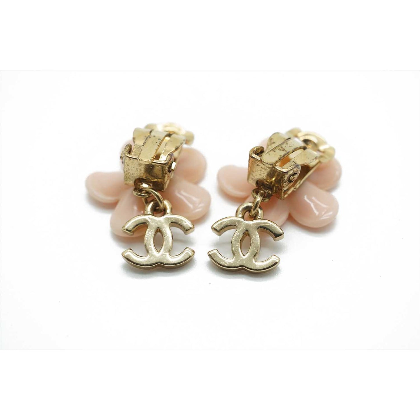 Coco Mark Pink Flower Clip Earrings GP
