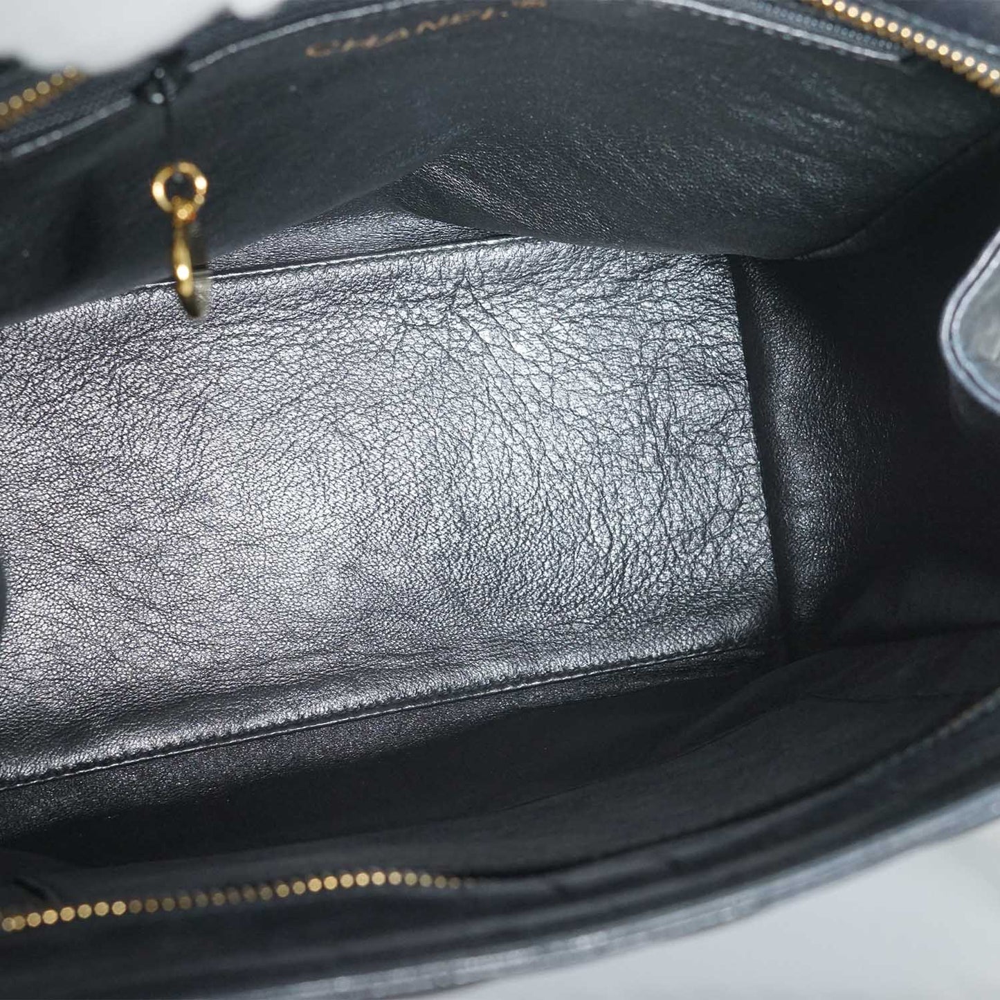 Matelasse Lambskin Chain Shoulder Tote