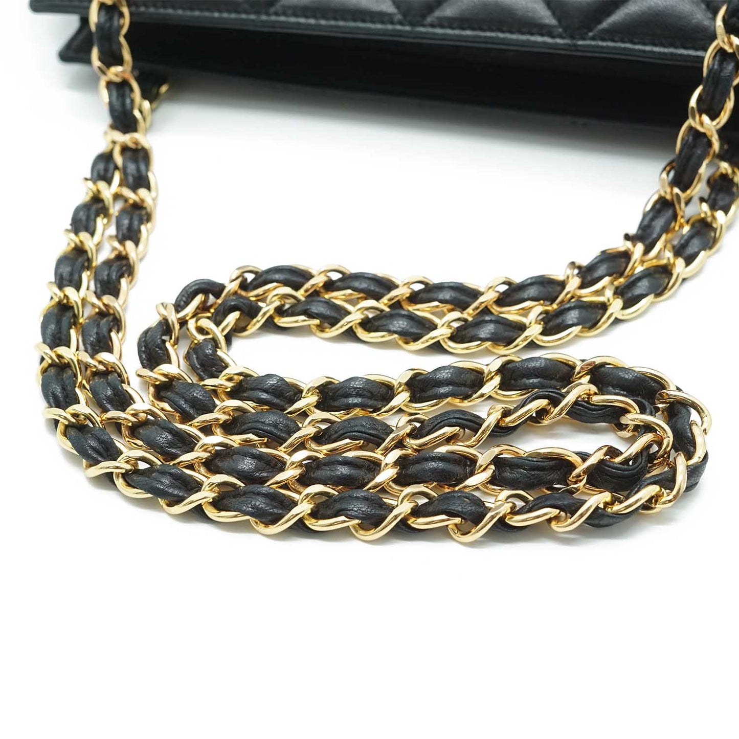 Matelasse Lambskin Chain Shoulder Tote