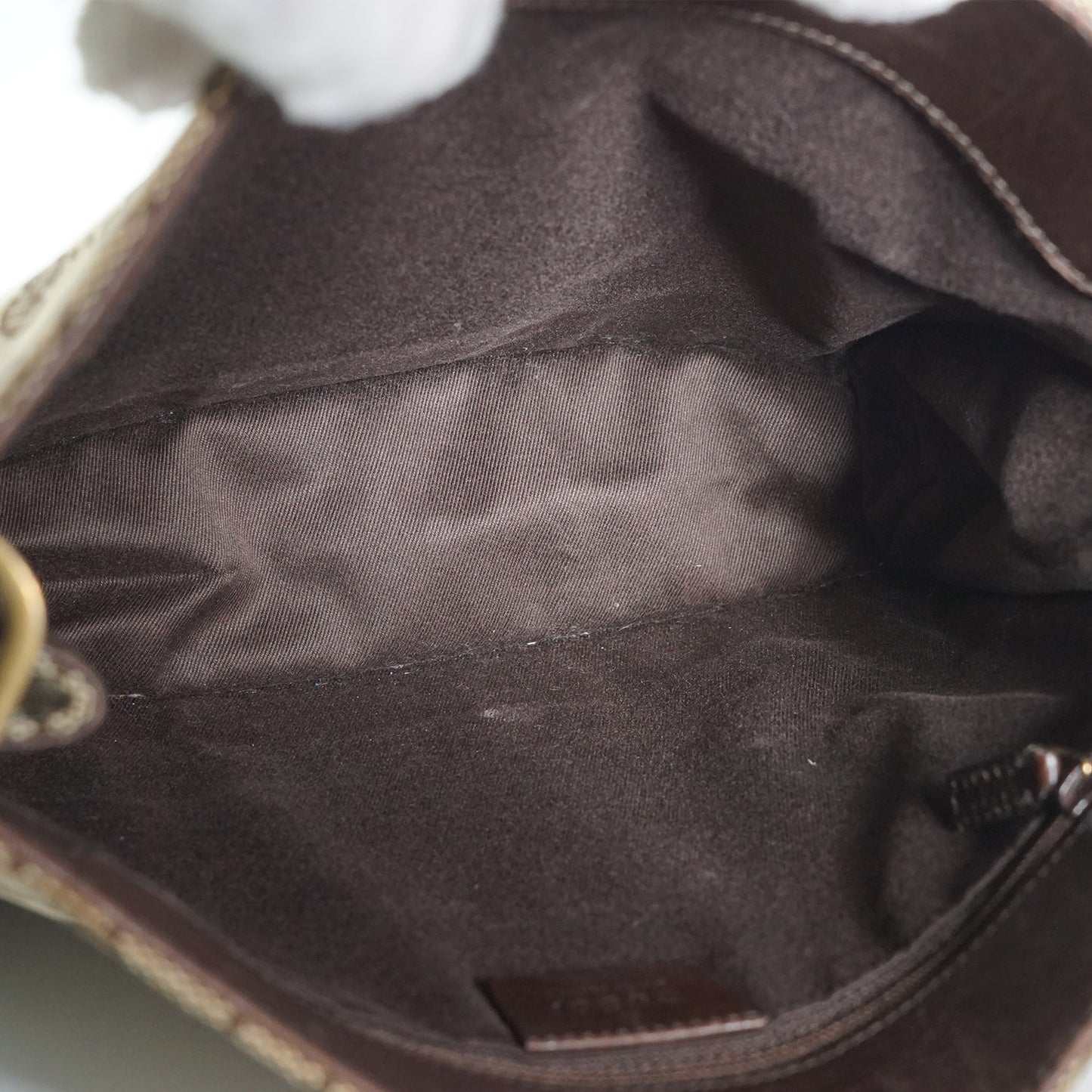 GG Canvas Messenger Crossbody Bag