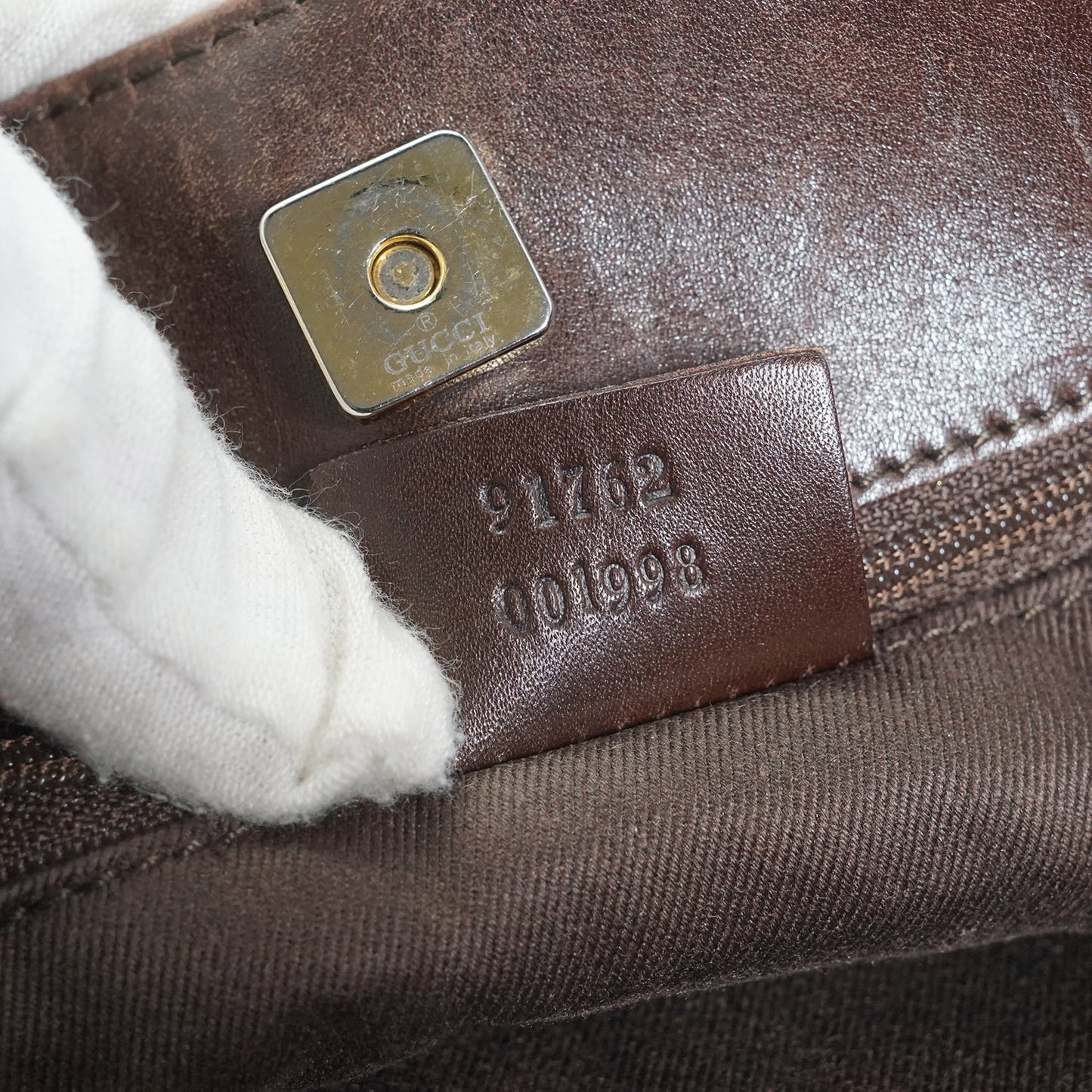 GG Canvas Messenger Crossbody Bag