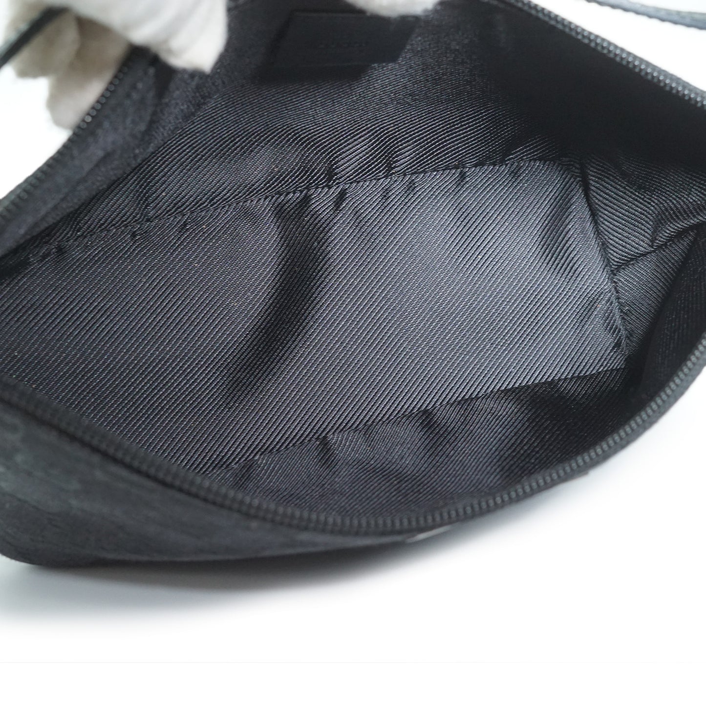 GG Canvas Boat Pochette