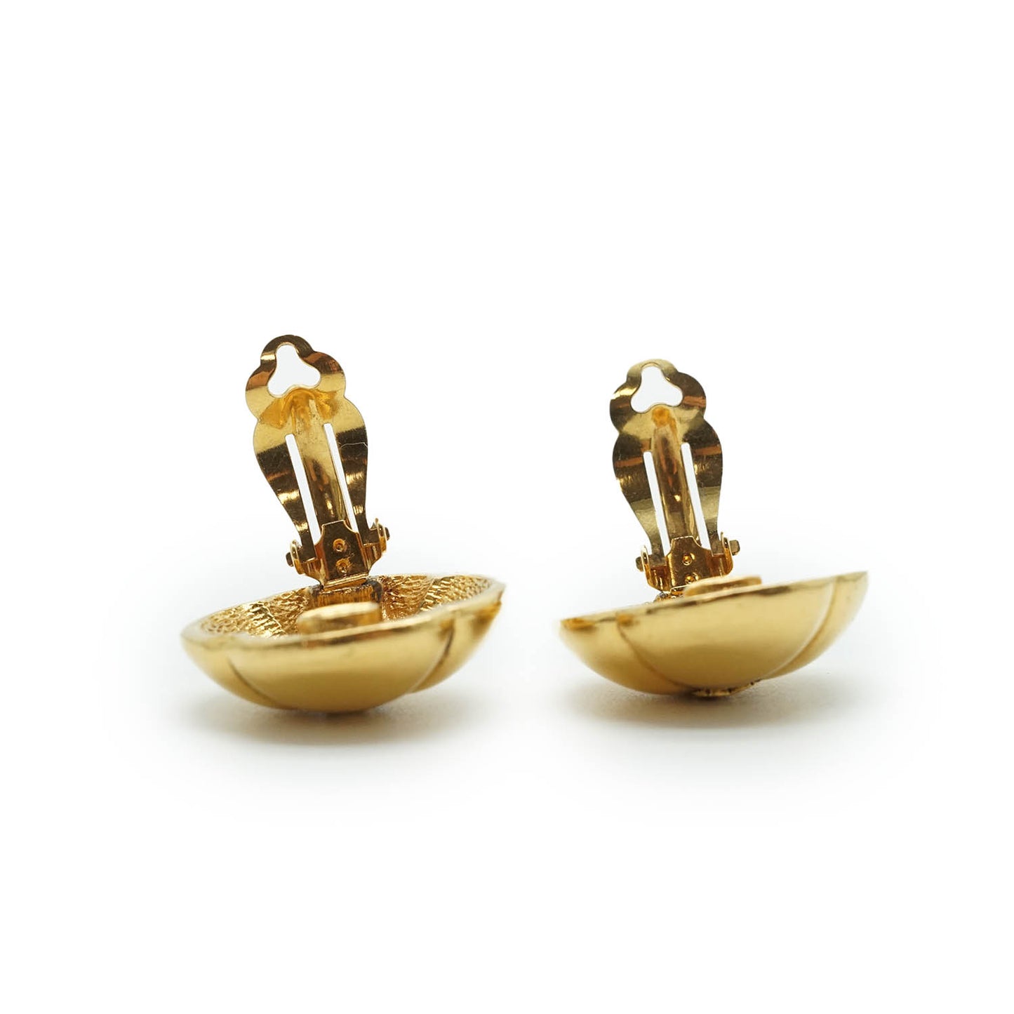 Coco Mark Round Flowers Clip Earrings GP