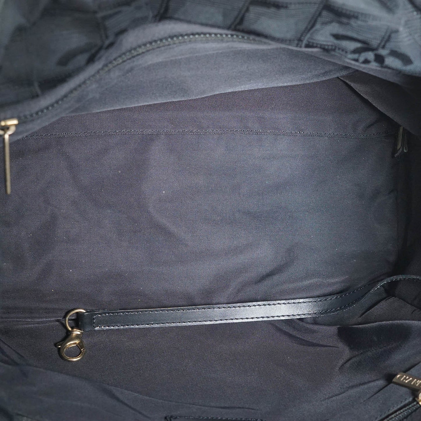 CC New Travel Line Tote