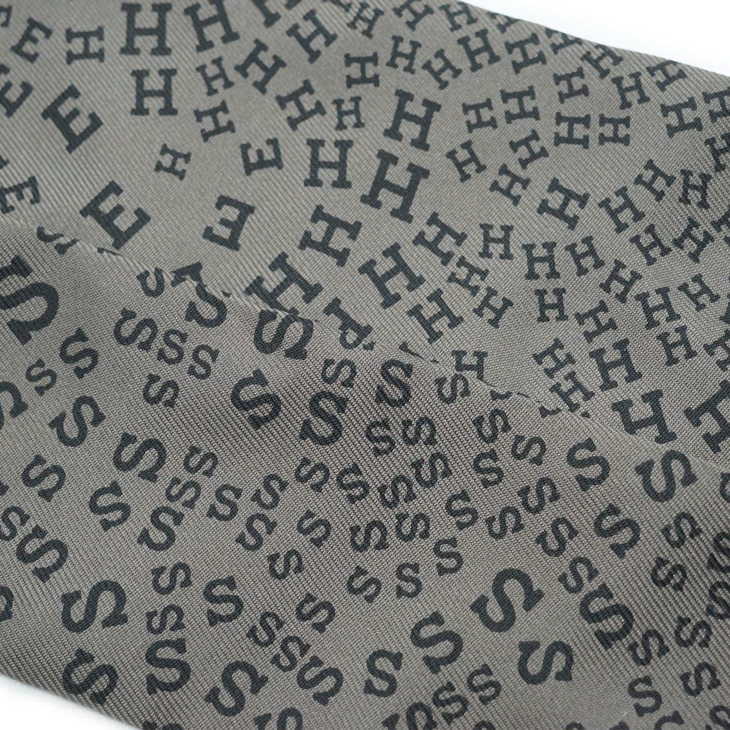 Hermes Scattered Letters Silk Twilly