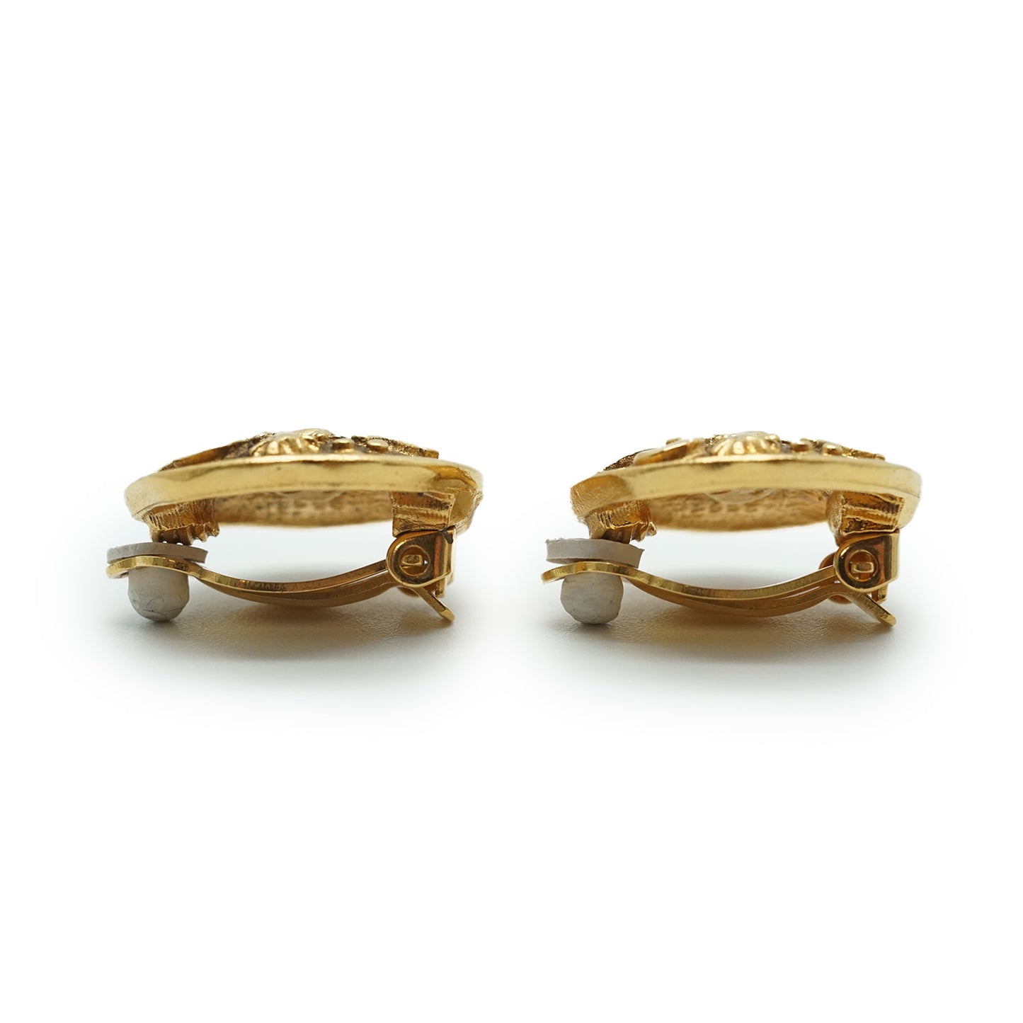 Letter Logo Lion Button Clip Earrings GP