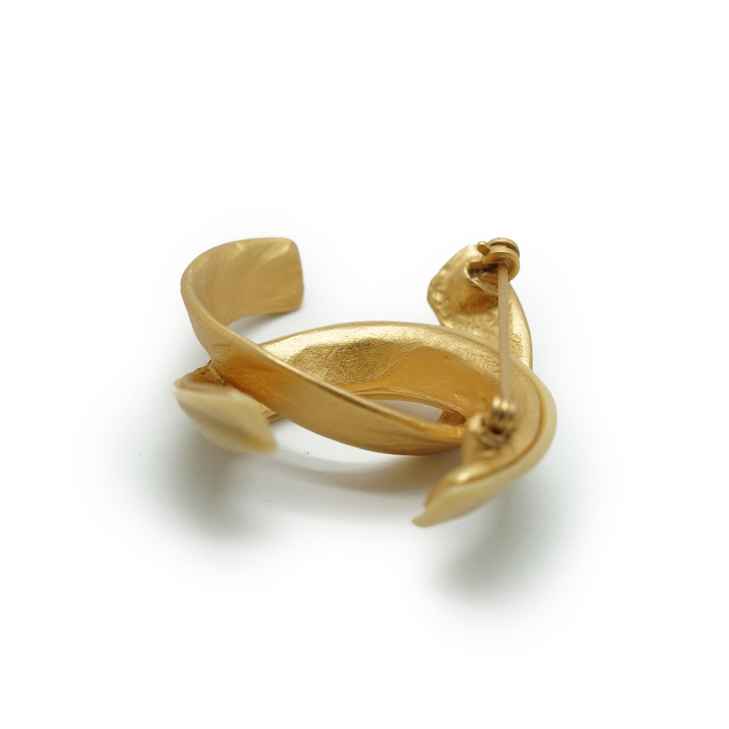 CC Gold Ivory Brooch GP