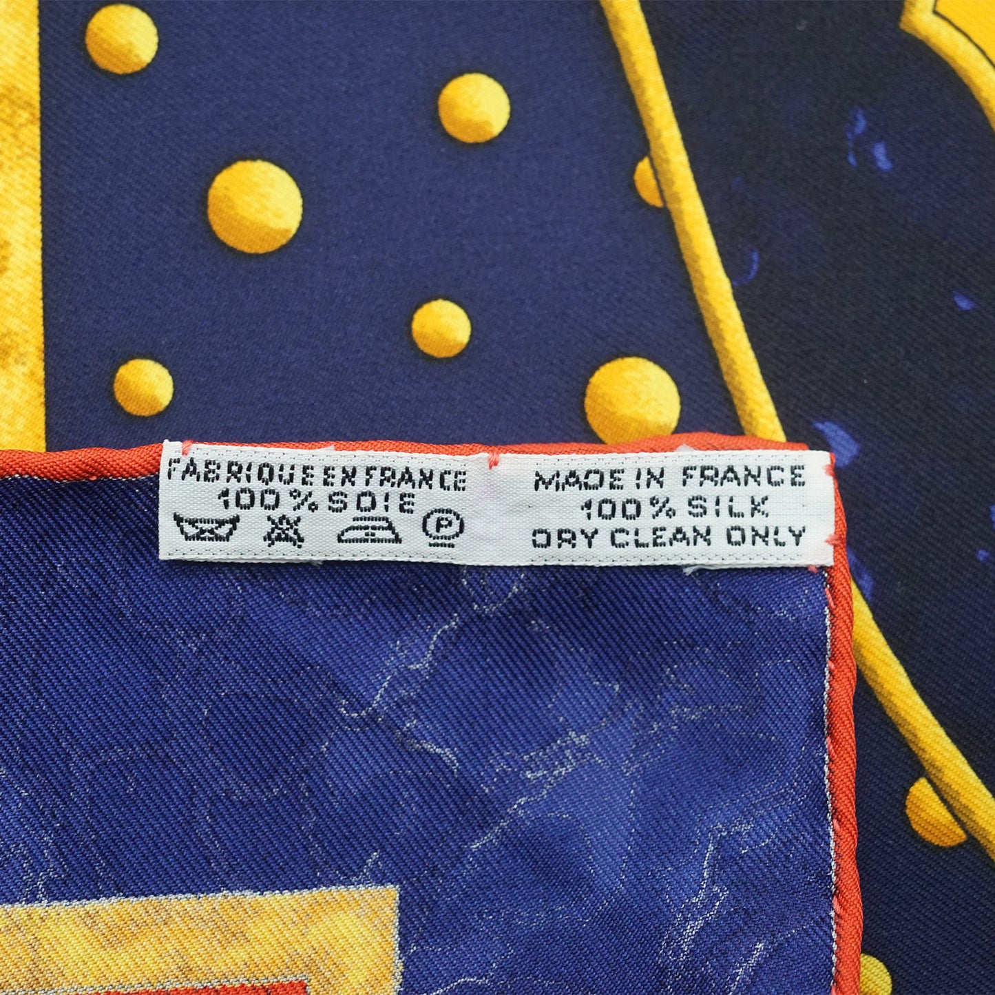 Carpe Diem Silk Carre 90