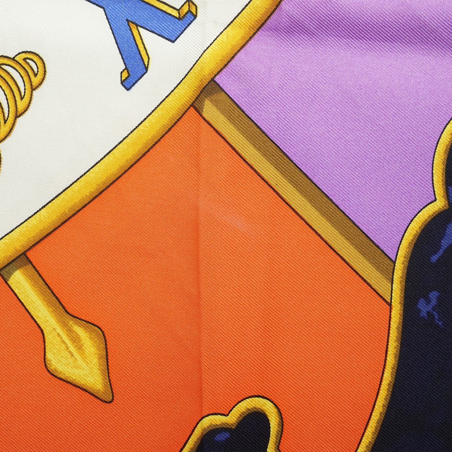 Carpe Diem Silk Carre 90