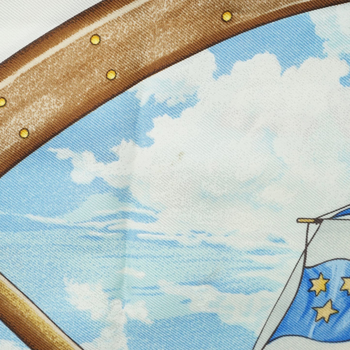 Vive le Vent Silk Carre 90