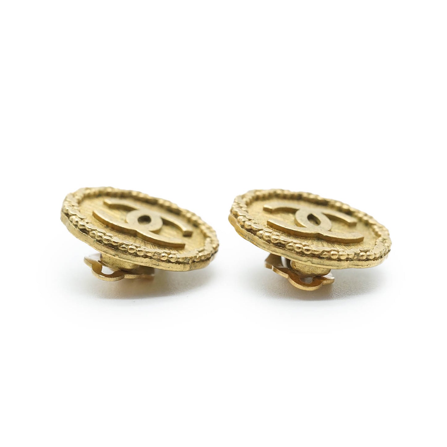Coco Mark Round Clip Earrings GP