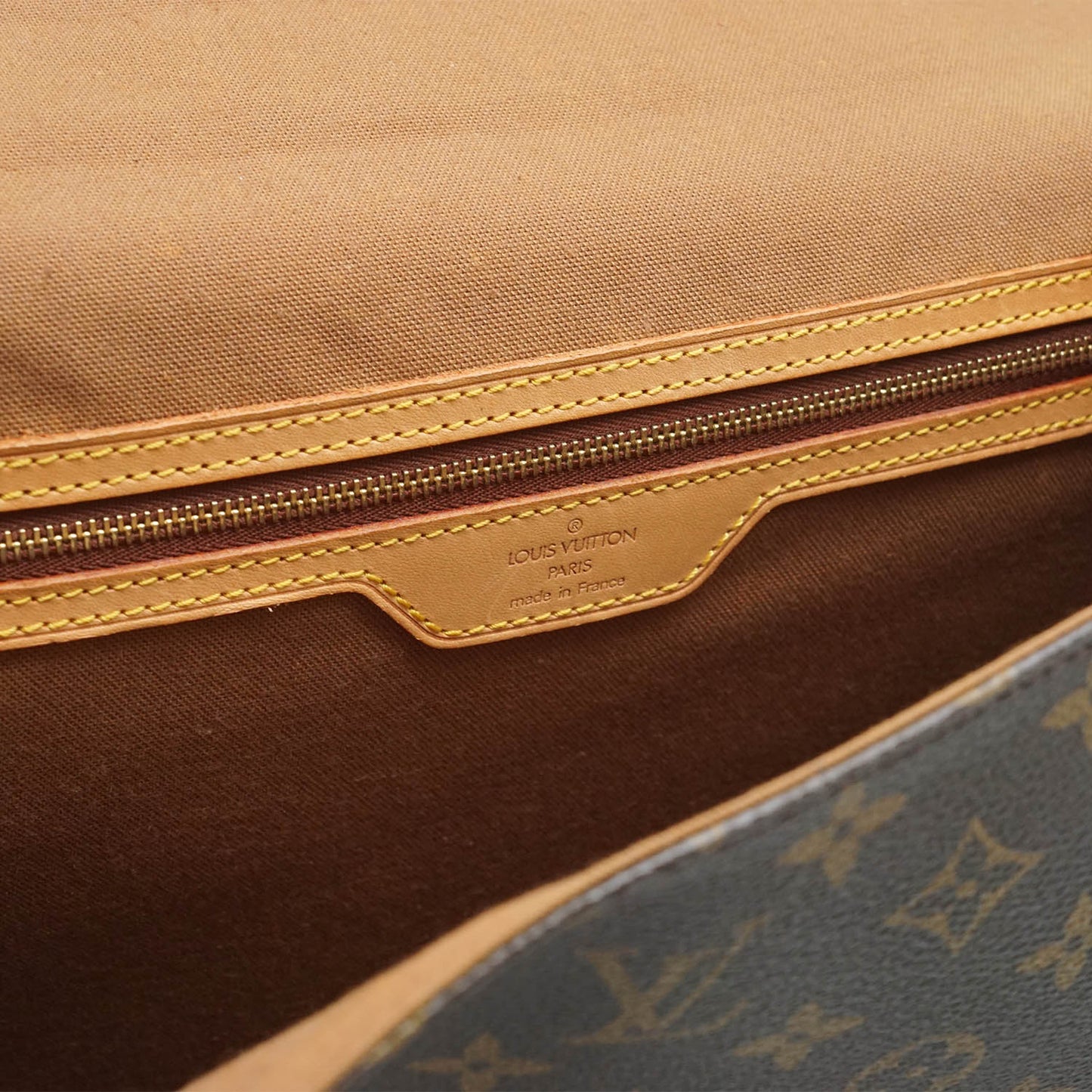 Monogram Beverly