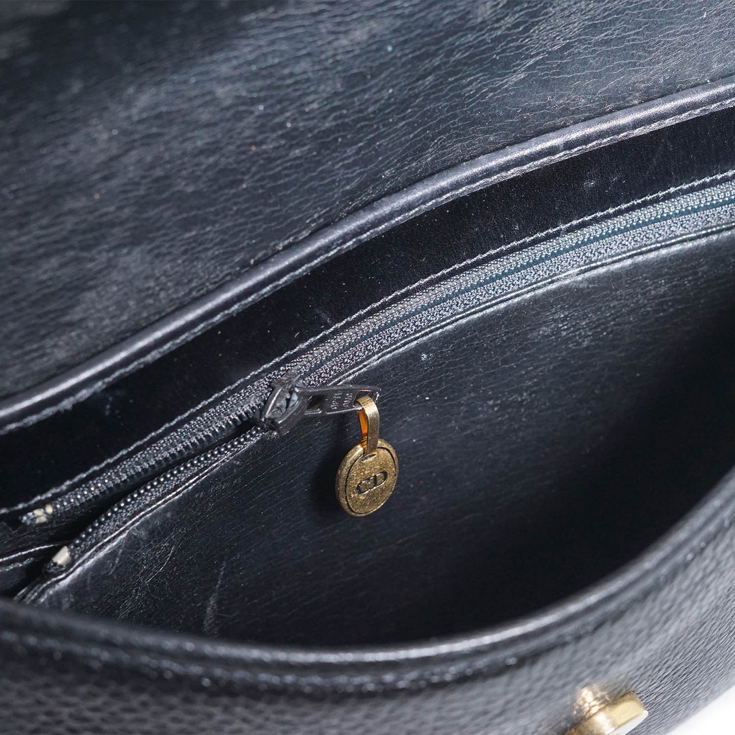 Vintage Bobby Crossbody Bag