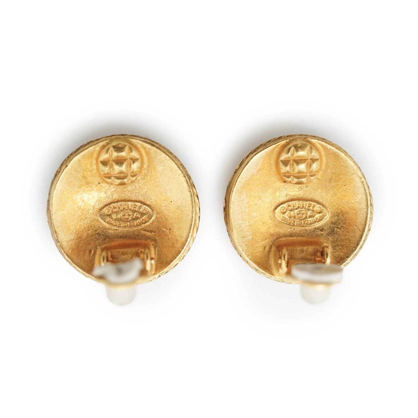 Coco Mark Filigree Round Clip Earrings GP