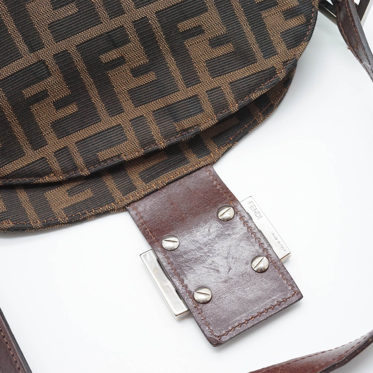 Zucca Shoulder Bag