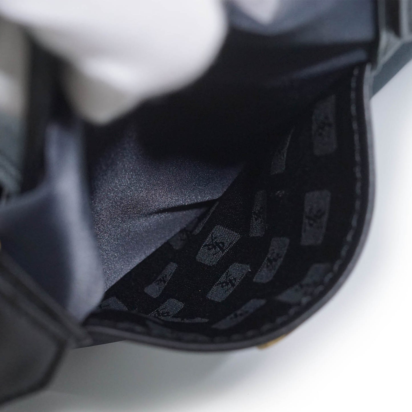 Y Line Flap Boston Bag