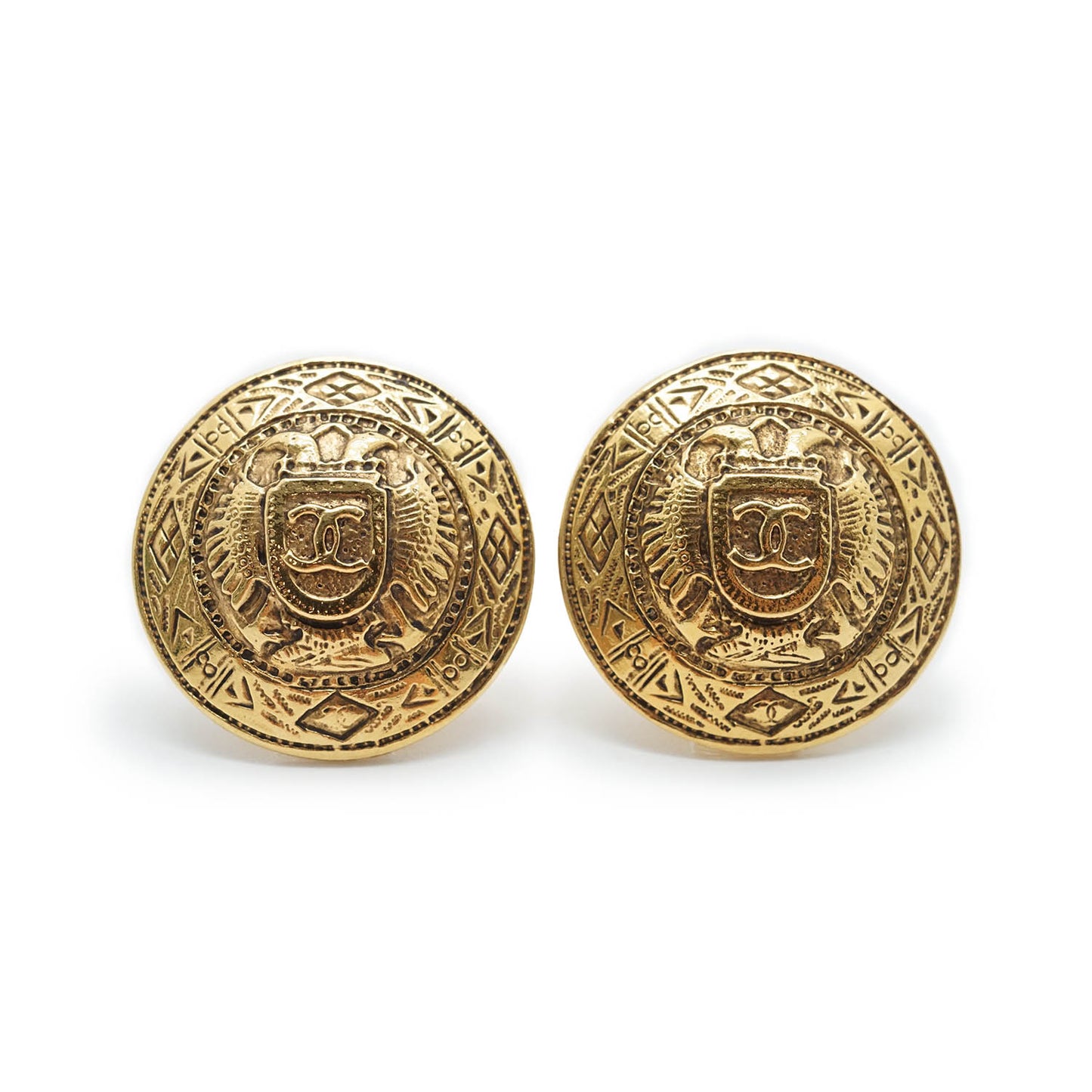 Round Crest Shield Clip Earrings GP