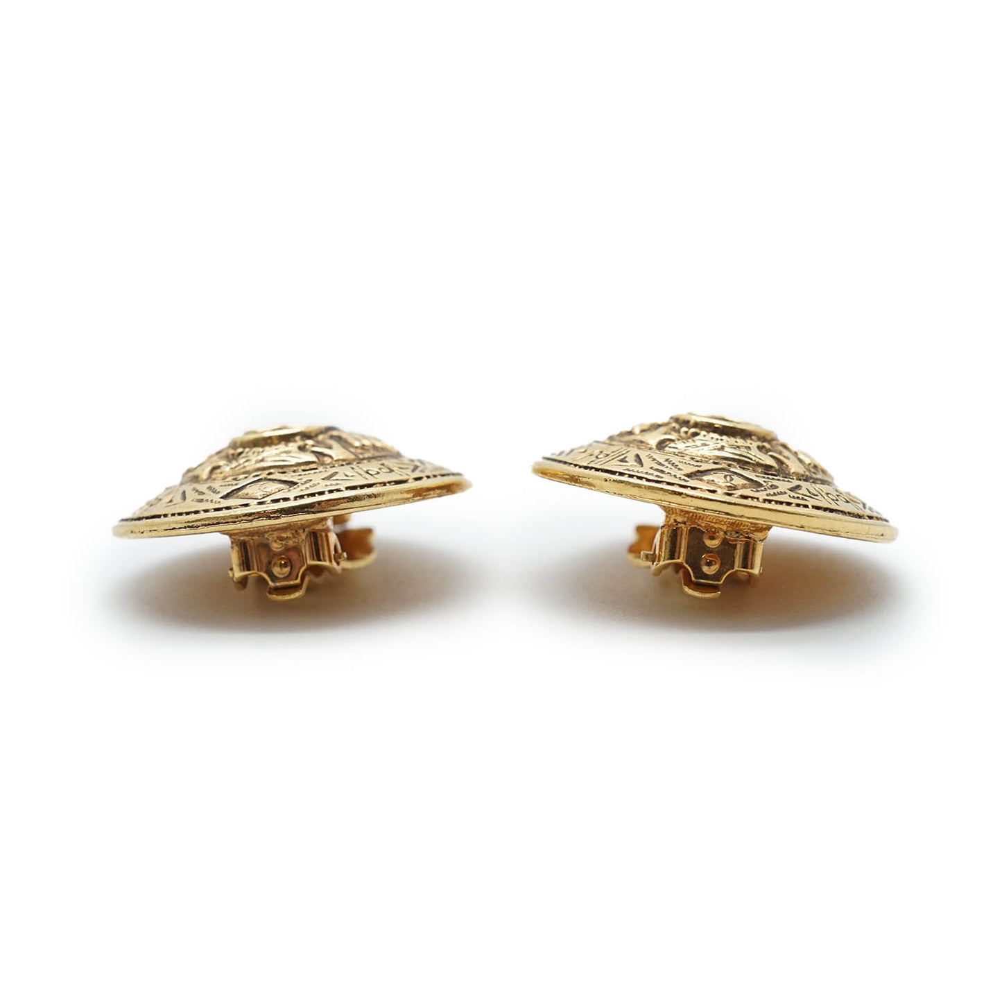 Round Crest Shield Clip Earrings GP