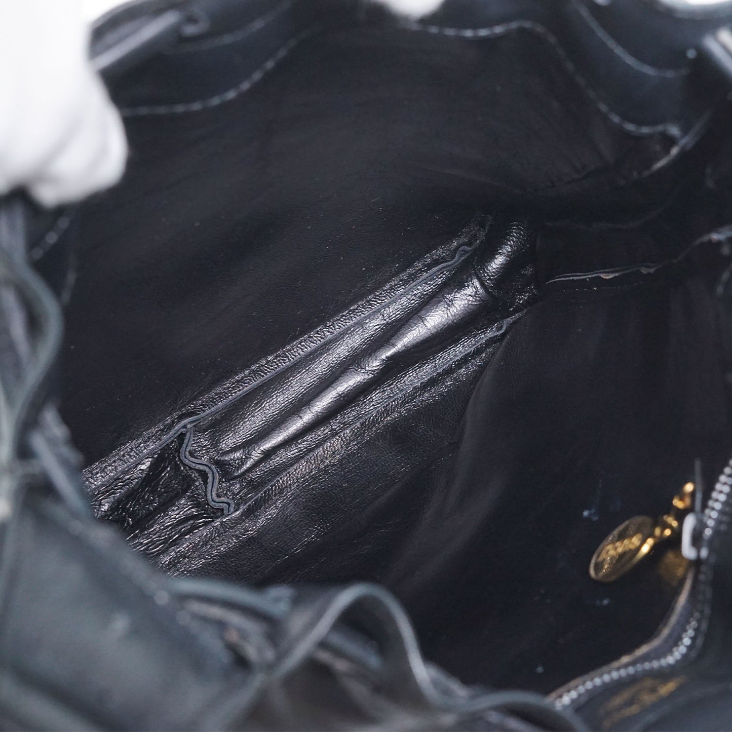 Vintage Drawstring Leather Shoulder Bag