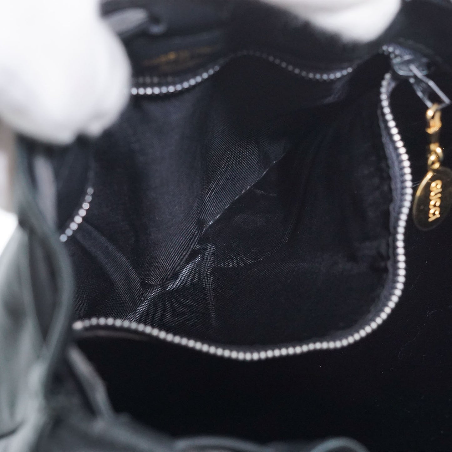 Vintage Drawstring Leather Shoulder Bag