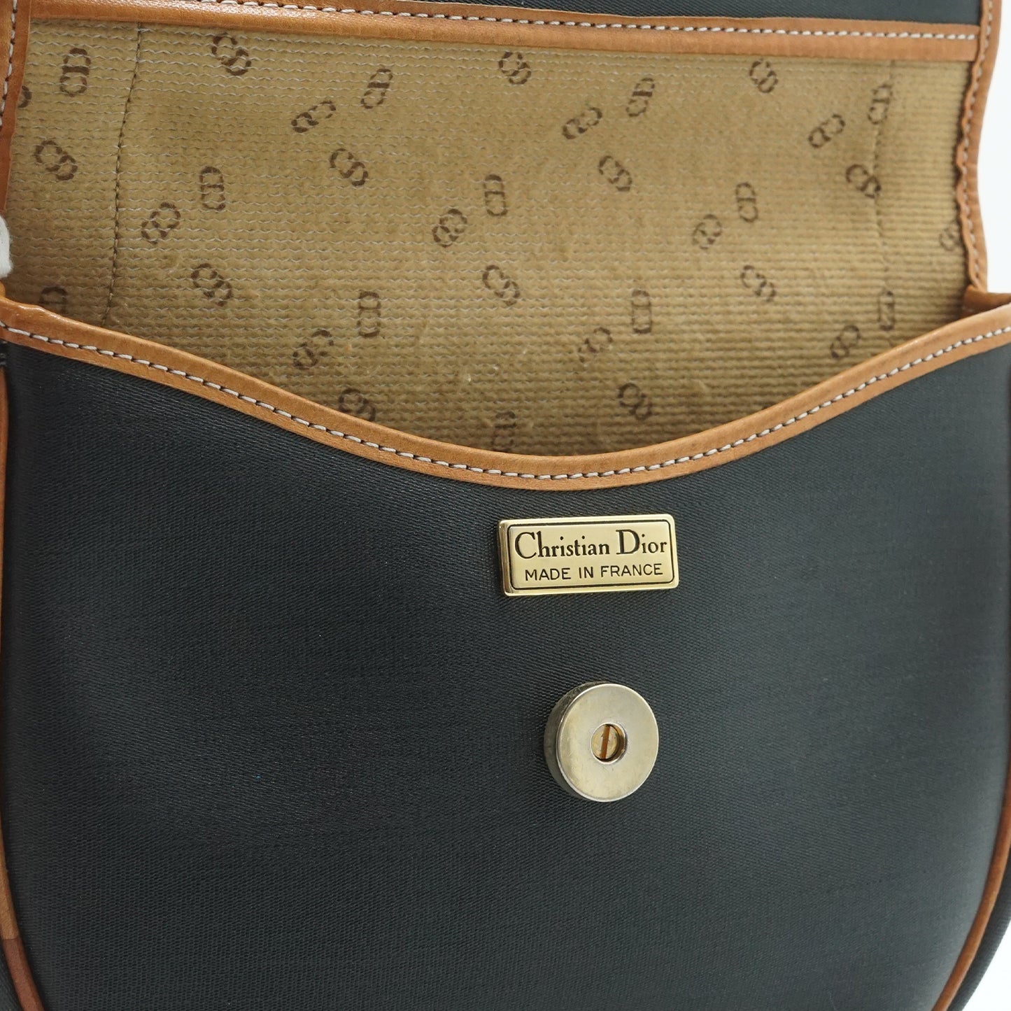 CD Logo Rounded Crossbody Bag