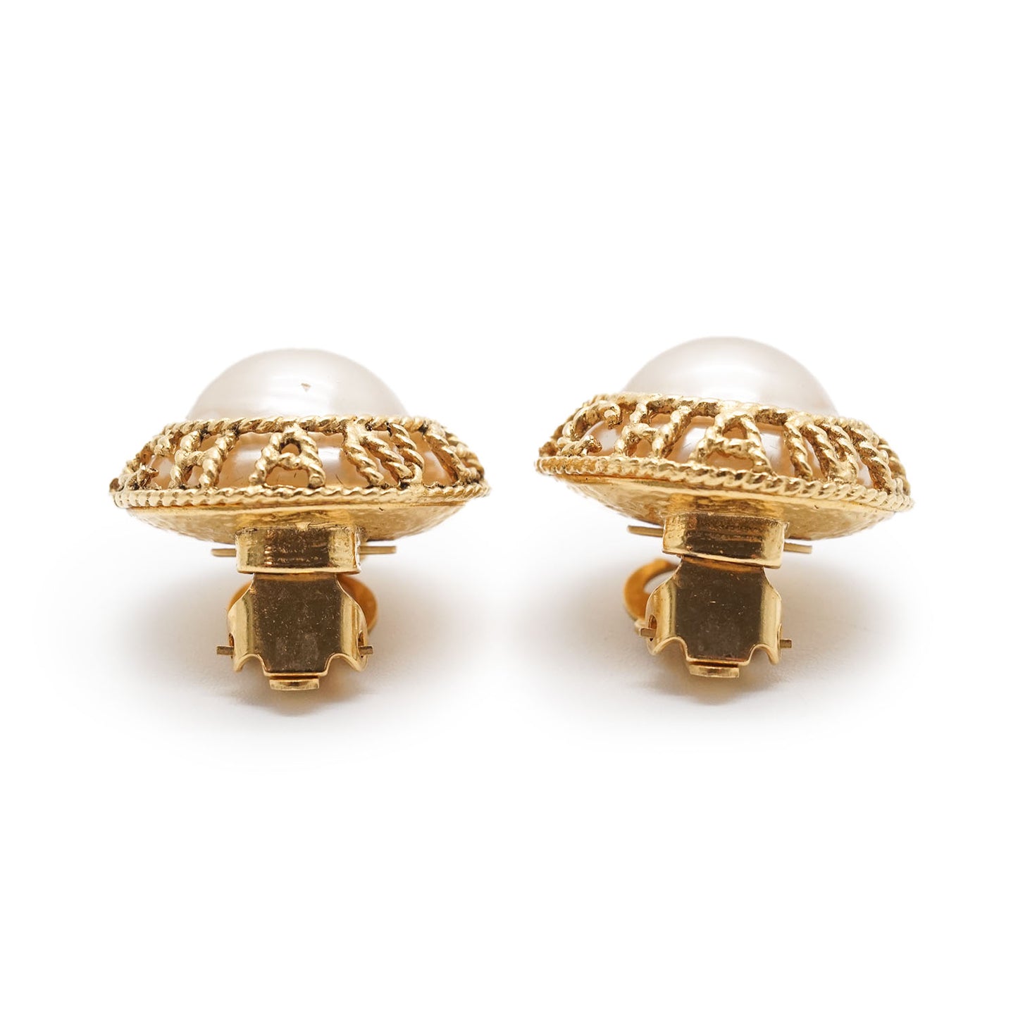 Artificial Pearl Round Clip Earrings GP