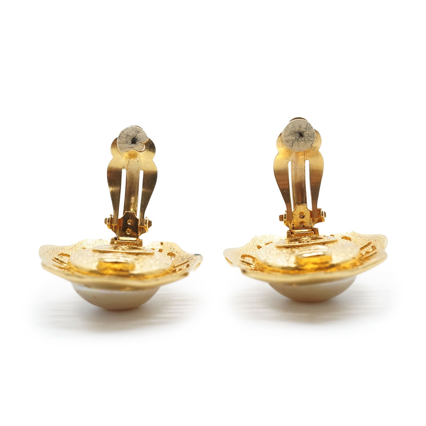 Artificial Pearl Flower Round Clip Earrings