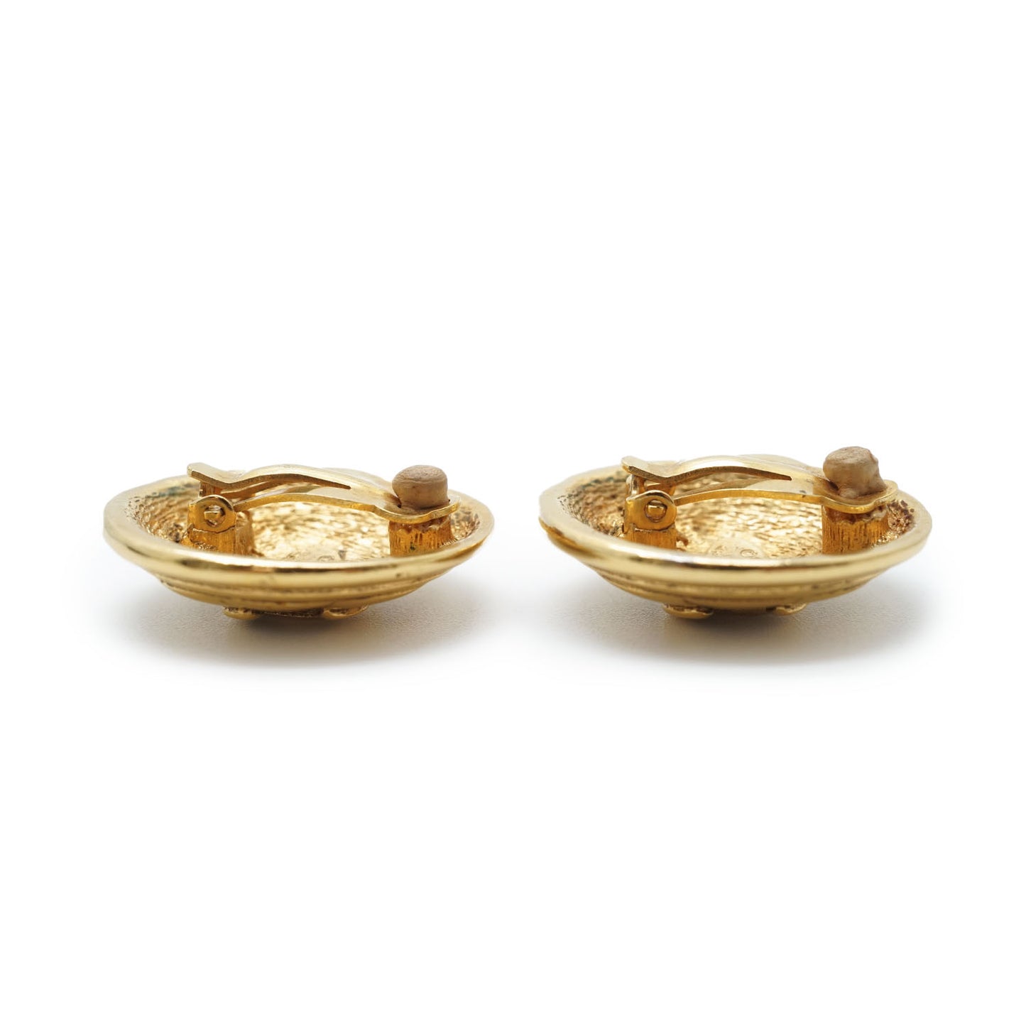 CC Logo Matelasse Button Clip Earrings GP