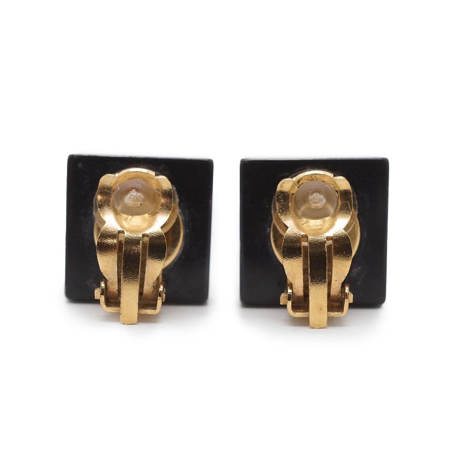 Coco Mark Pearl Square Clip Earrings