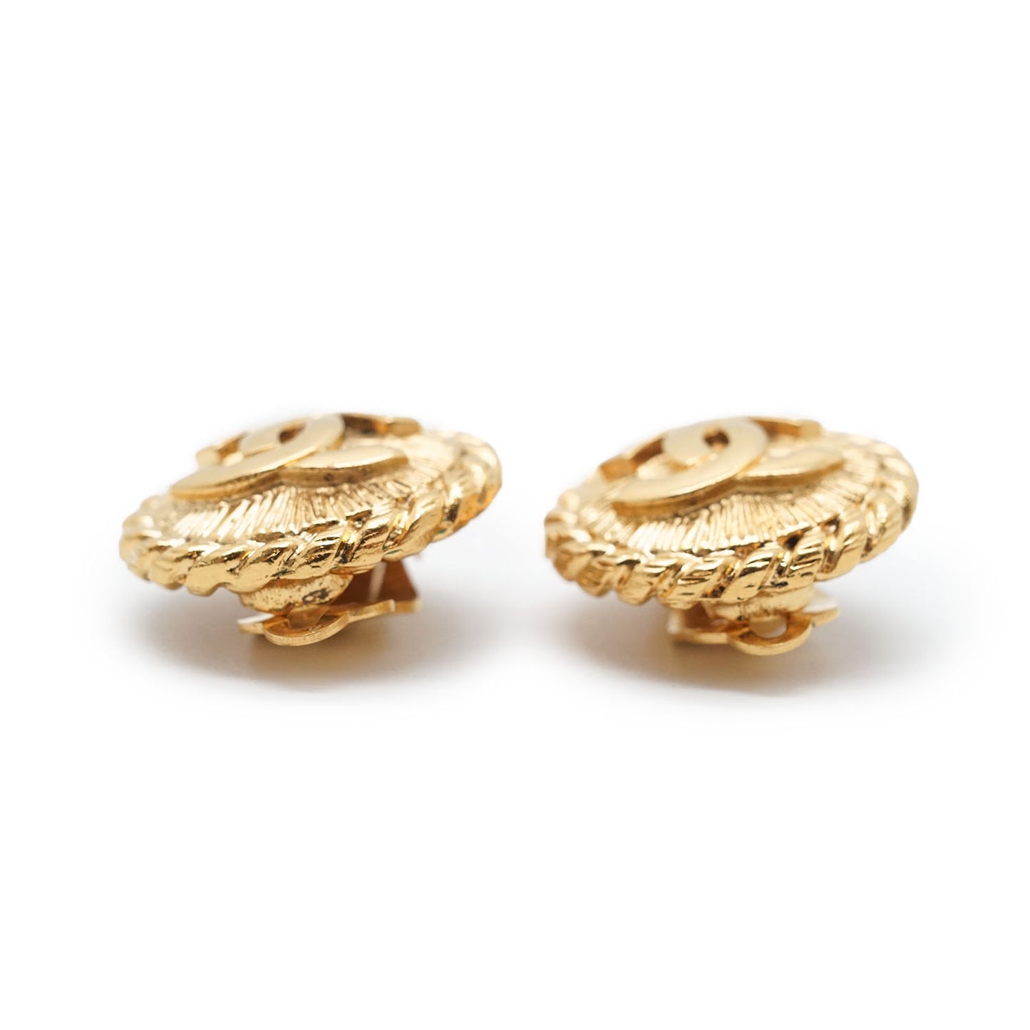 Coco Mark Round Clip Earrings GP