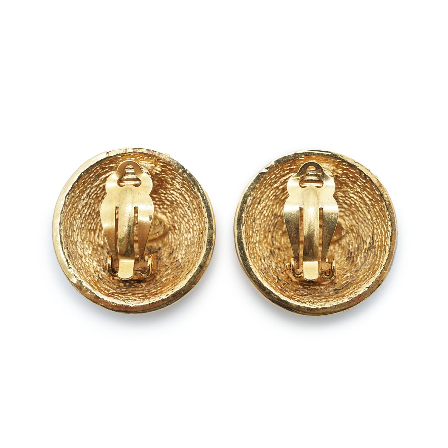 CC Logo Matelasse Button Clip Earrings GP