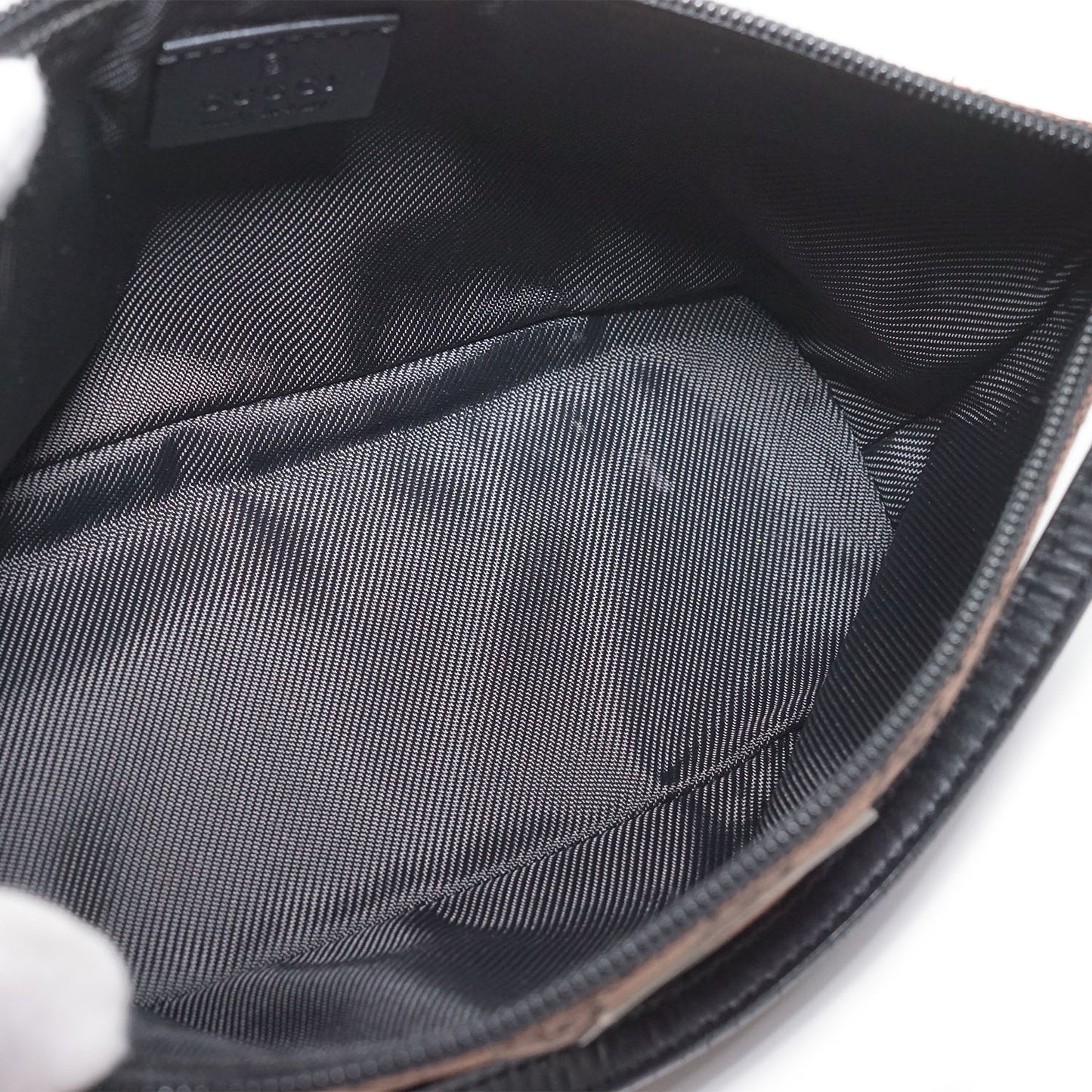 GG Canvas Boat Pochette