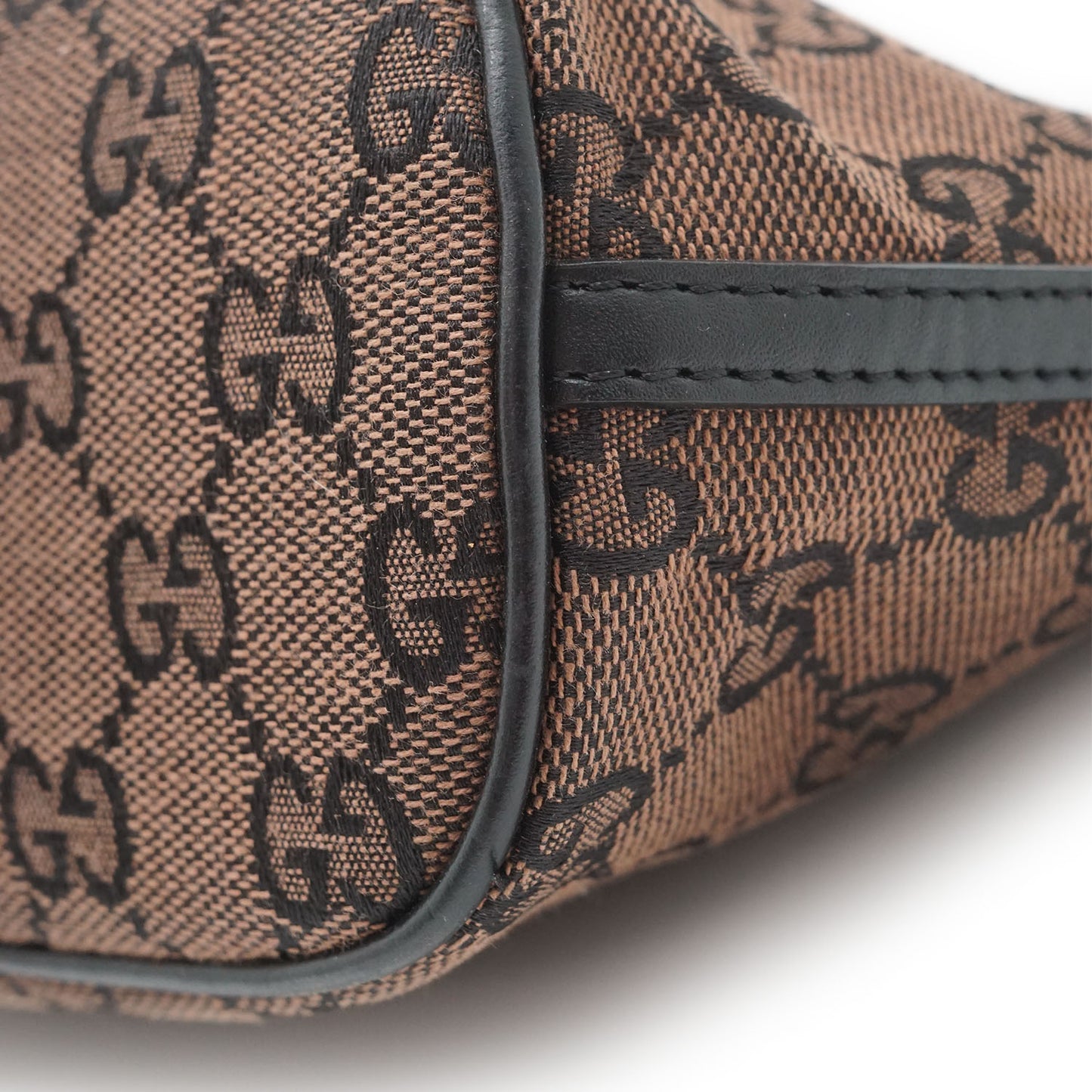GG Canvas Boat Pochette