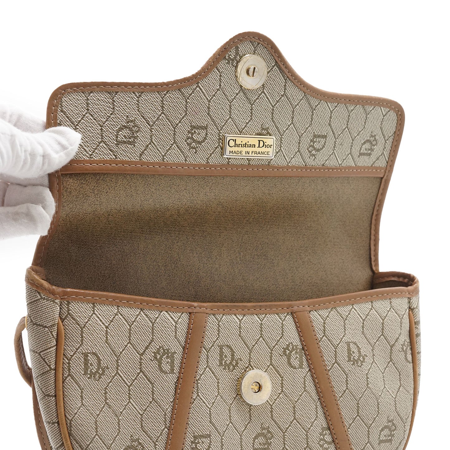 Honeycomb Flap Crossbody Bag