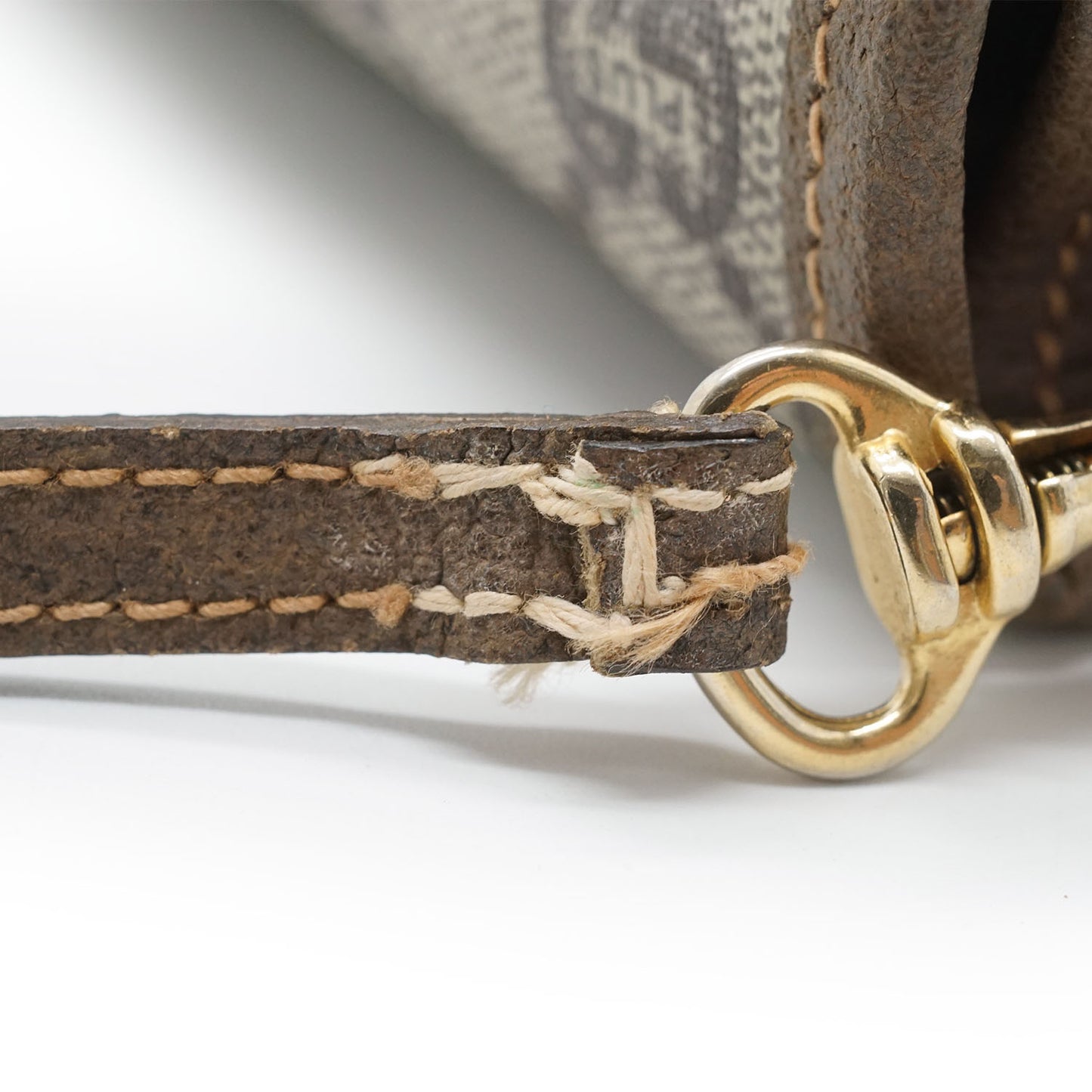 GG Supreme Gucci Plus Vintage Coated Canvas Mini Crossbody Bag