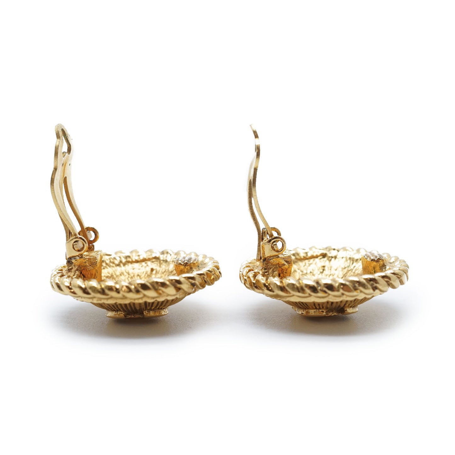 CC Logo Twisted Rope Sunburst Round Clip-On Earrings GP