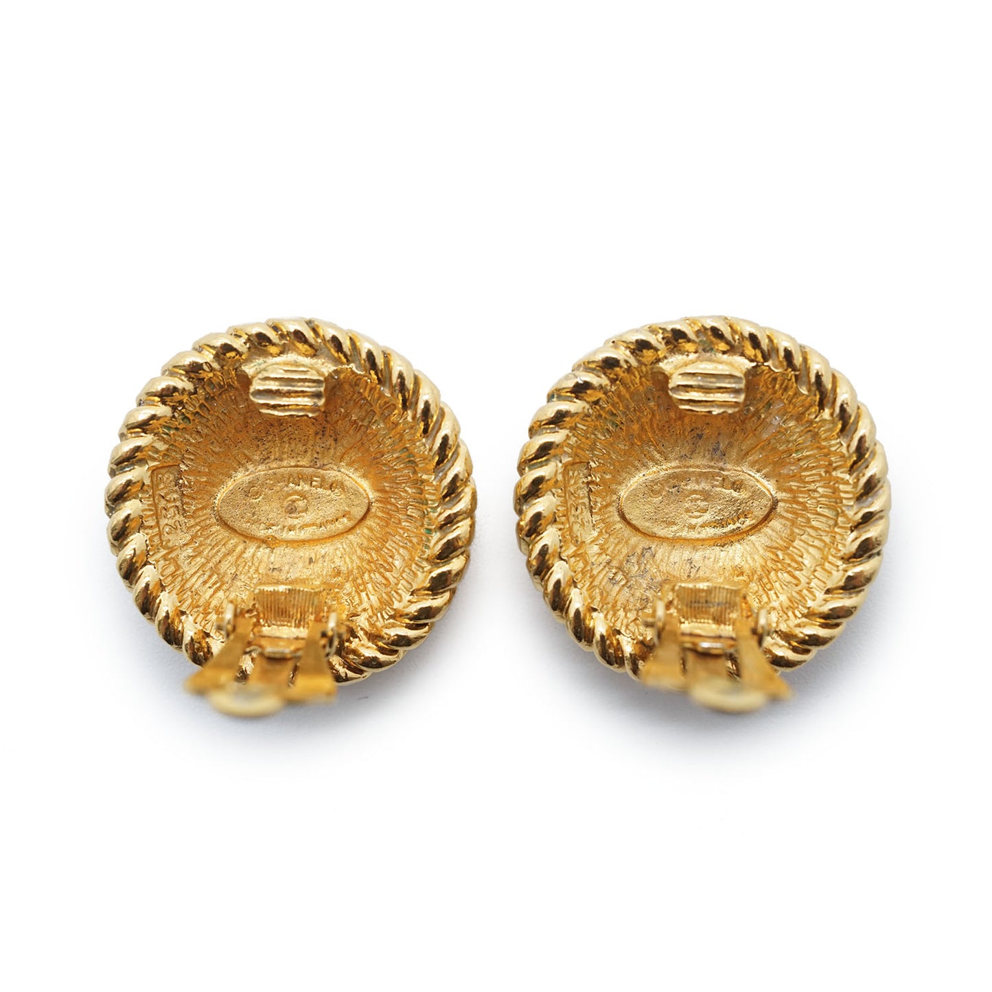 CC Logo Twisted Rope Sunburst Round Clip-On Earrings GP